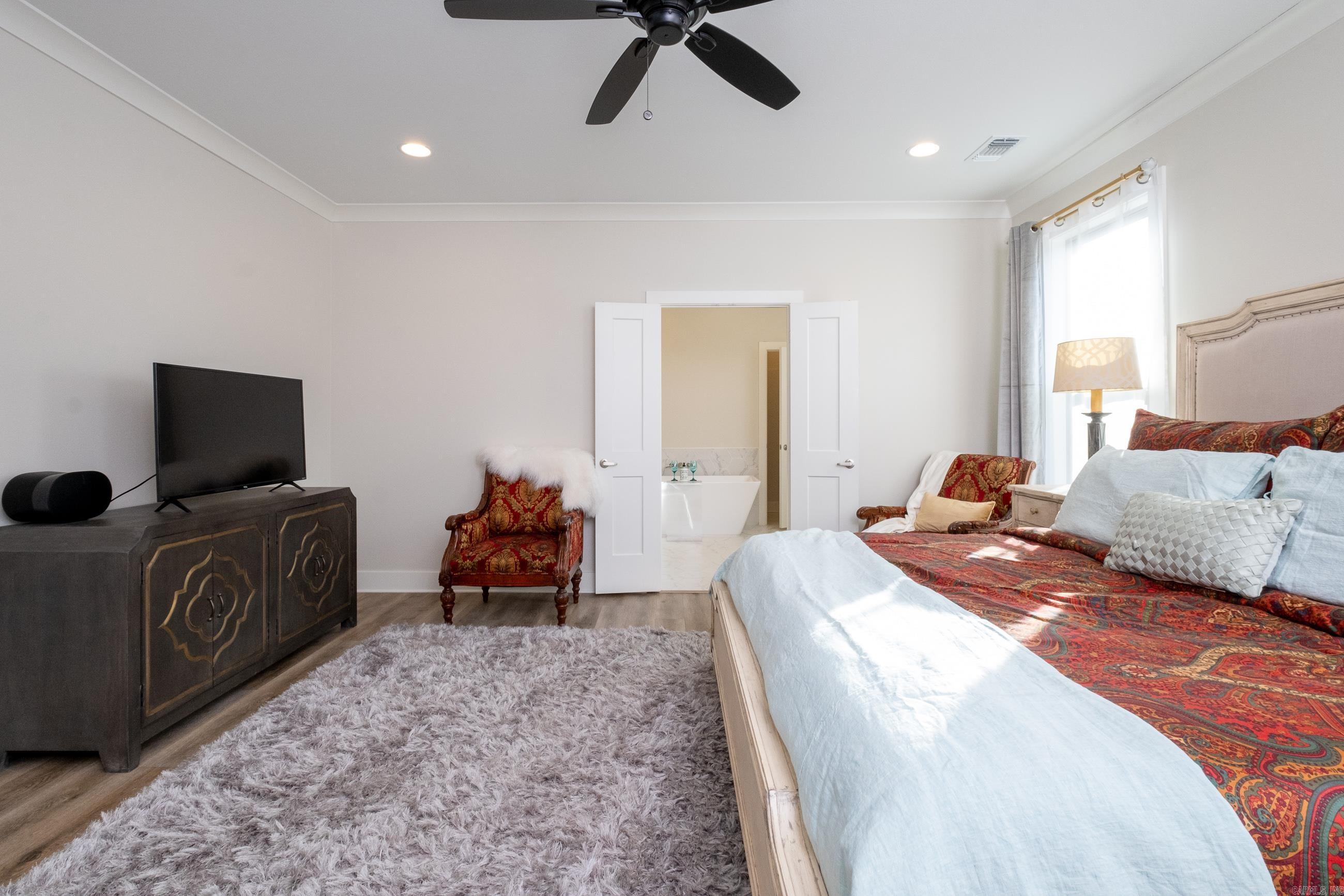 CHENAL VALLEY "CAUREL COURT" - Residential