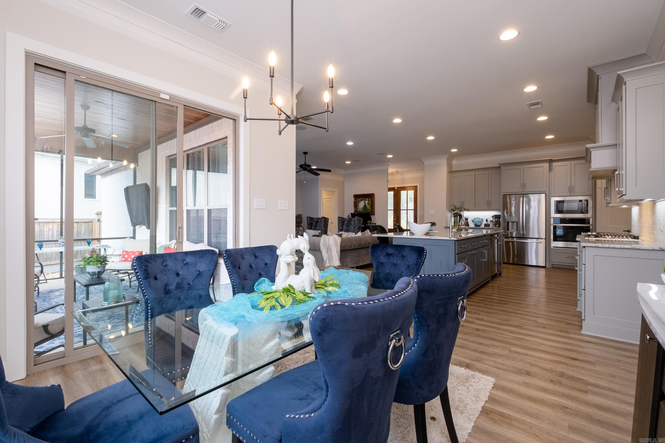 CHENAL VALLEY "CAUREL COURT" - Residential