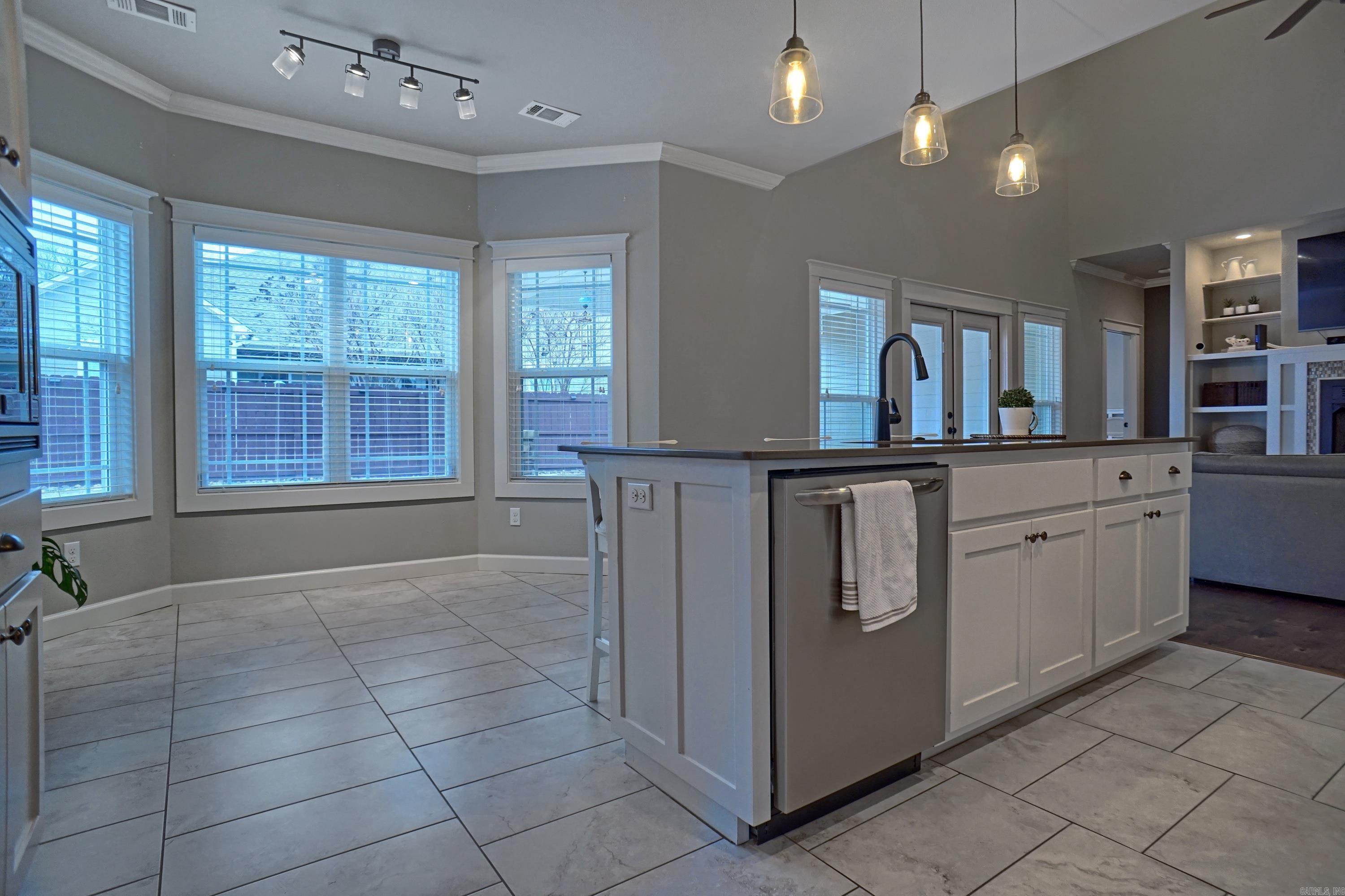 OVERLAND PARK - Residential