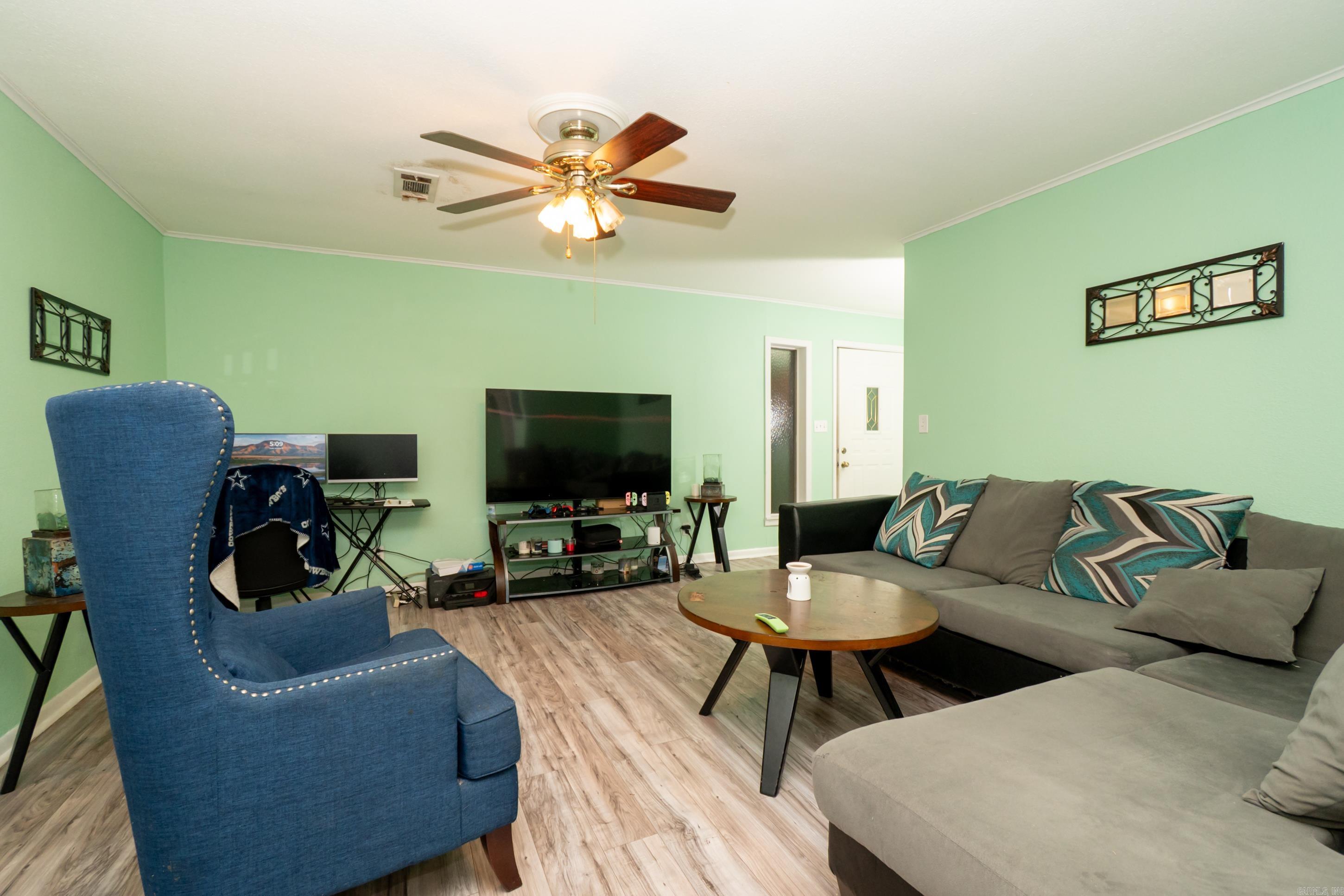 Racquet Club - Residential