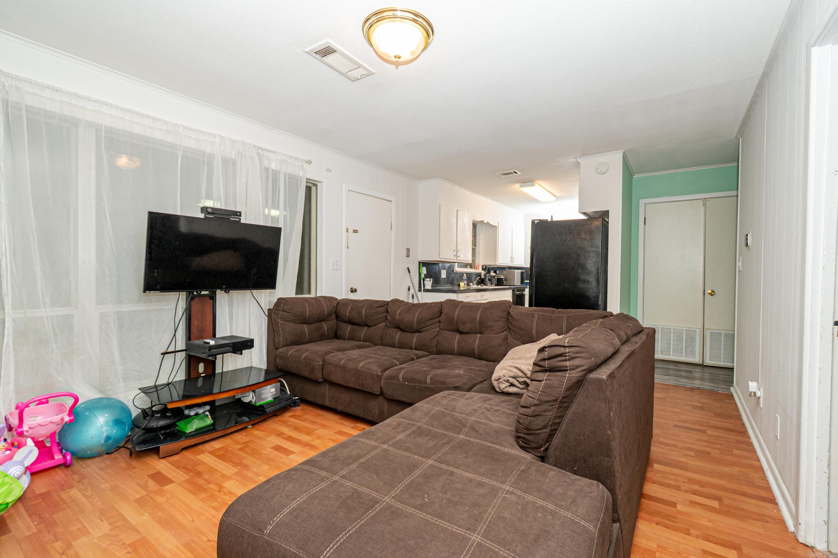 Racquet Club - Residential