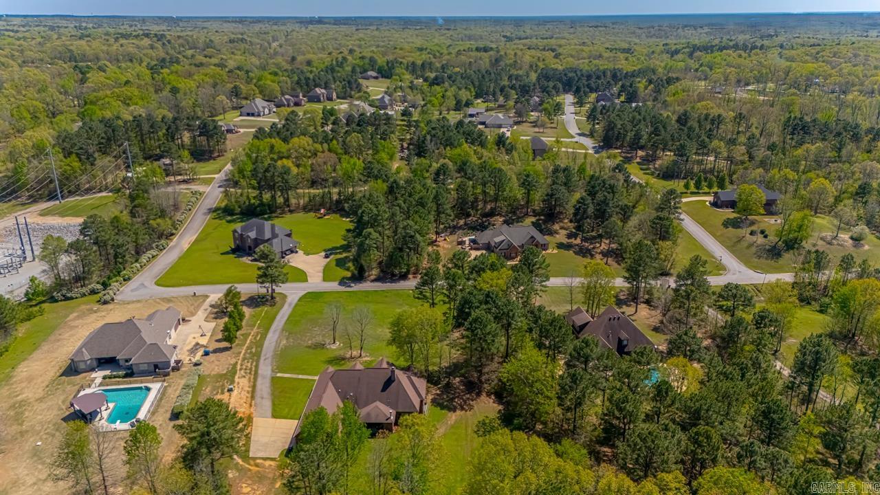 RIVER RIDGE ESTATES - Residential