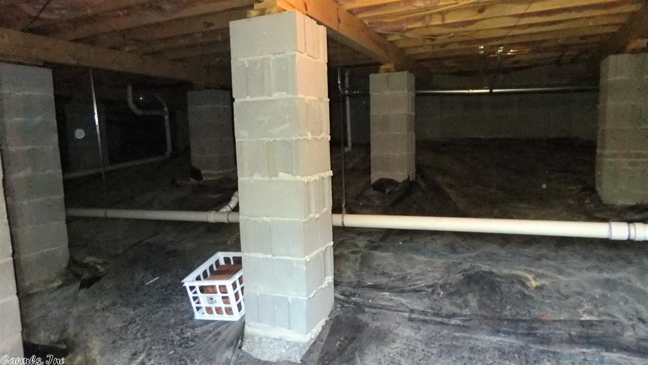 CAPITOL LAKES ESTATES - Residential