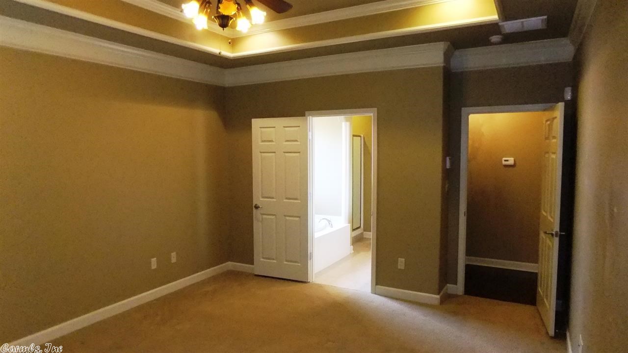 CAPITOL LAKES ESTATES - Residential