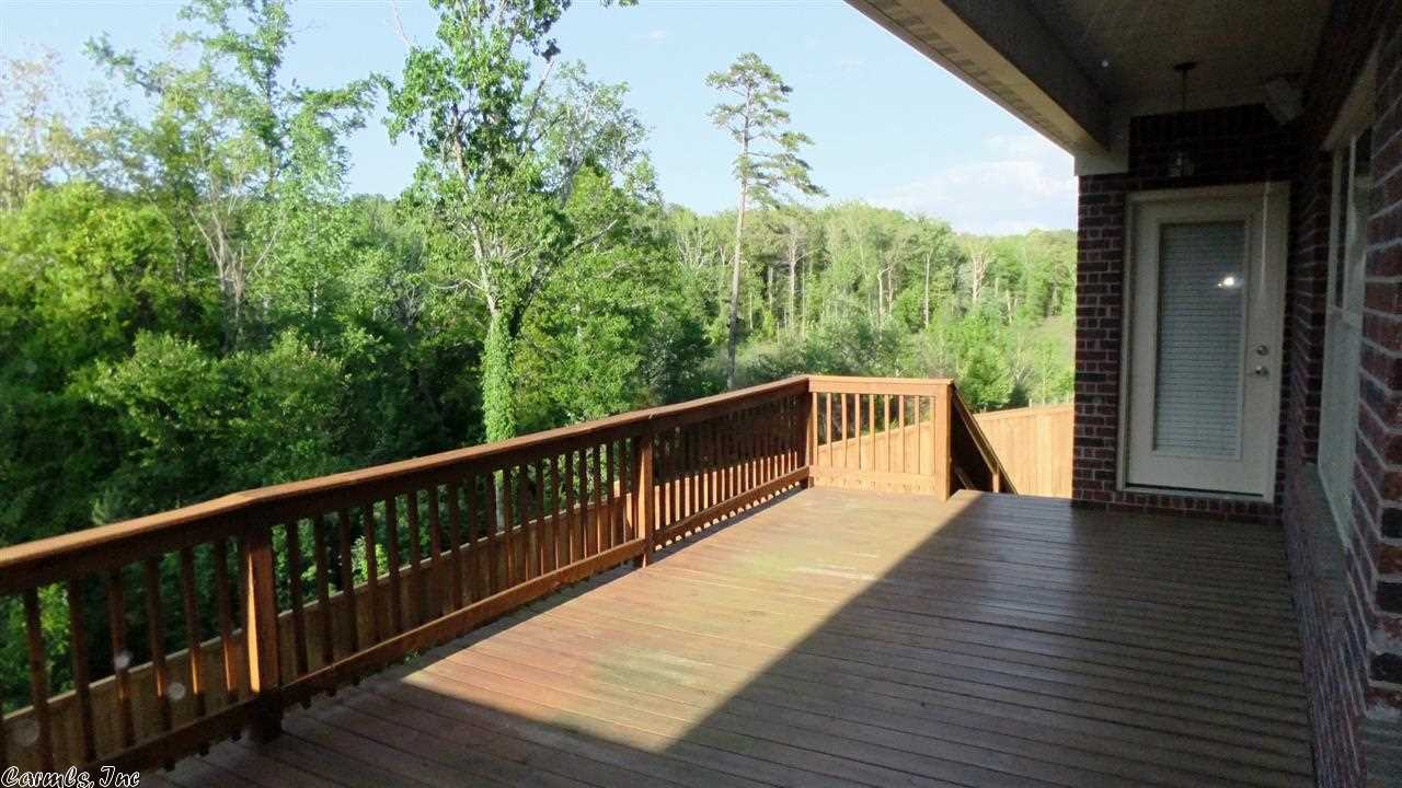 CAPITOL LAKES ESTATES - Residential