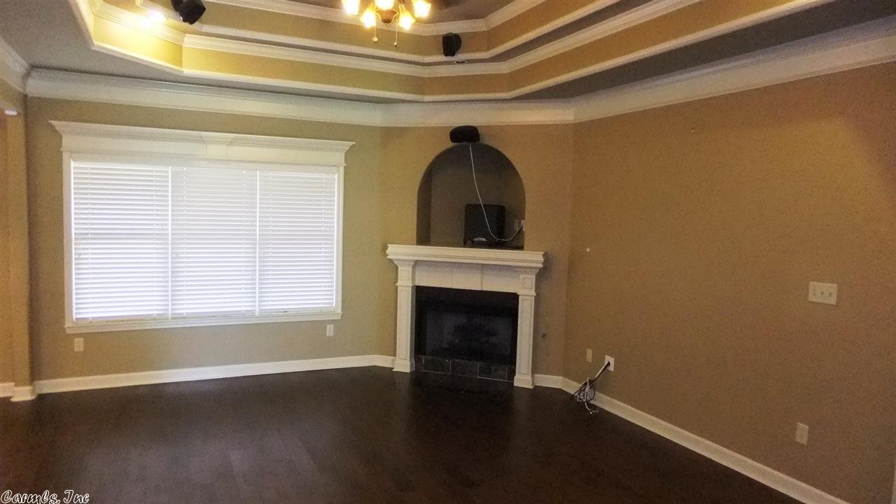 CAPITOL LAKES ESTATES - Residential