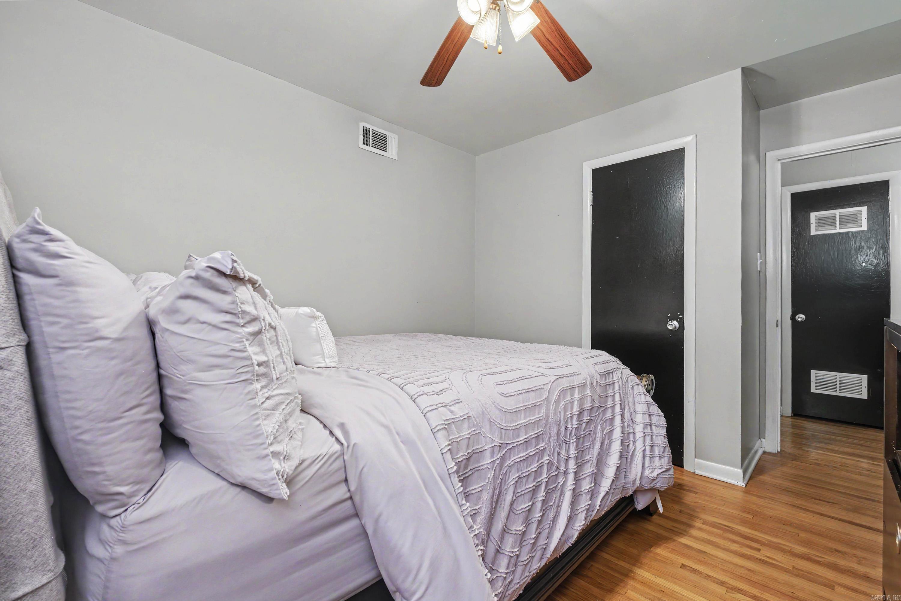 SANTE FE HGTS - Residential