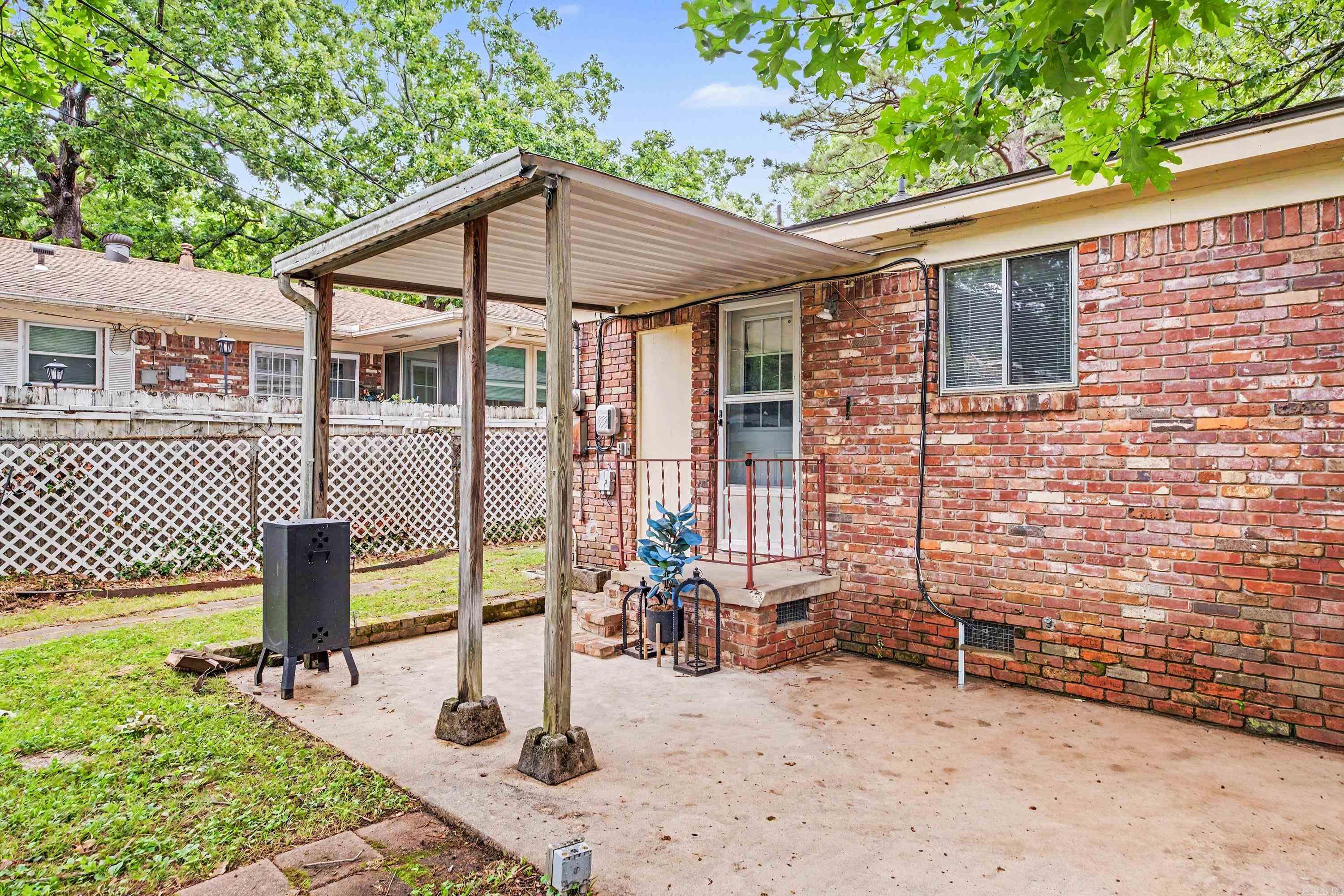 SANTE FE HGTS - Residential
