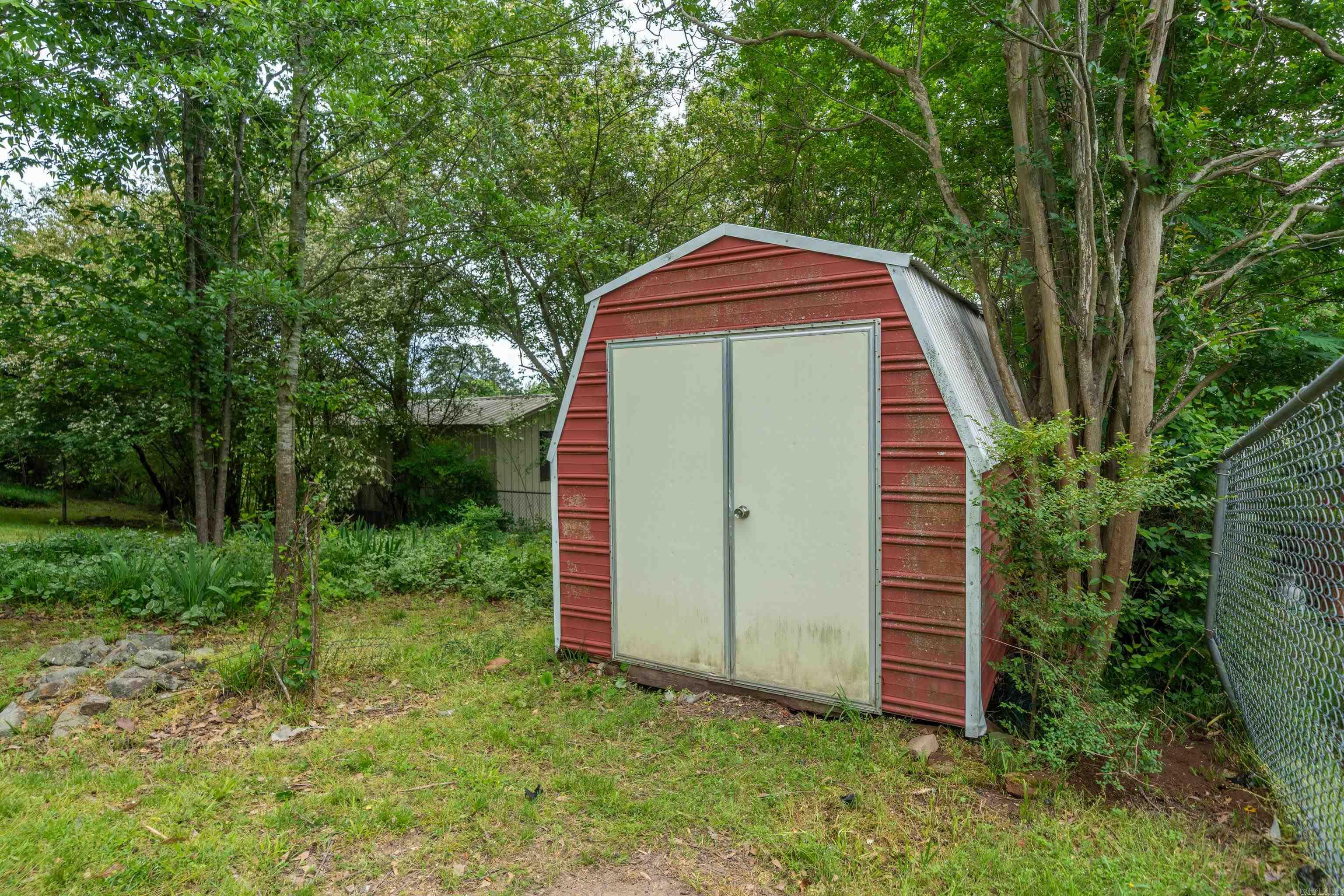 BEVERLY HILLS - Residential