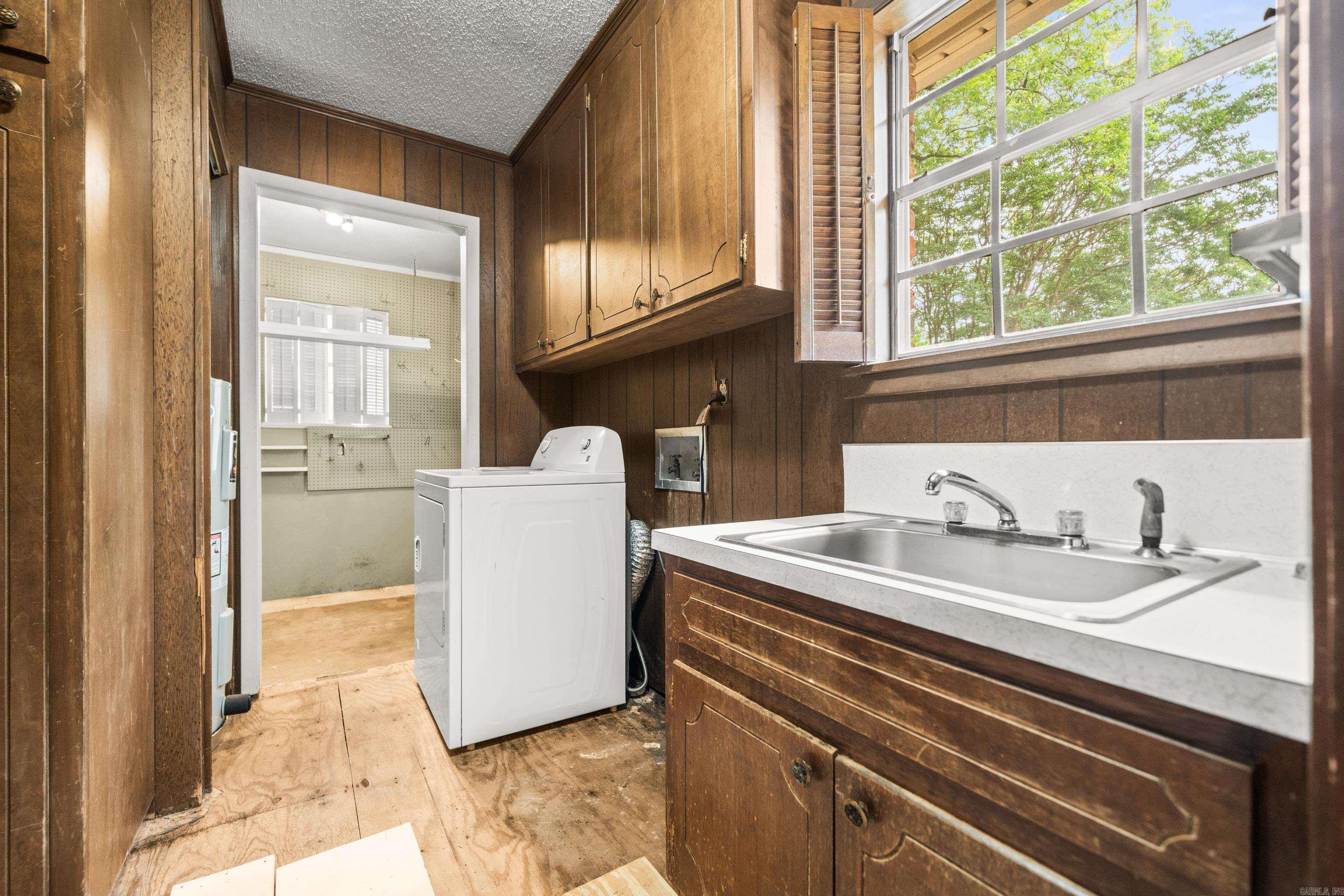 BEVERLY HILLS - Residential