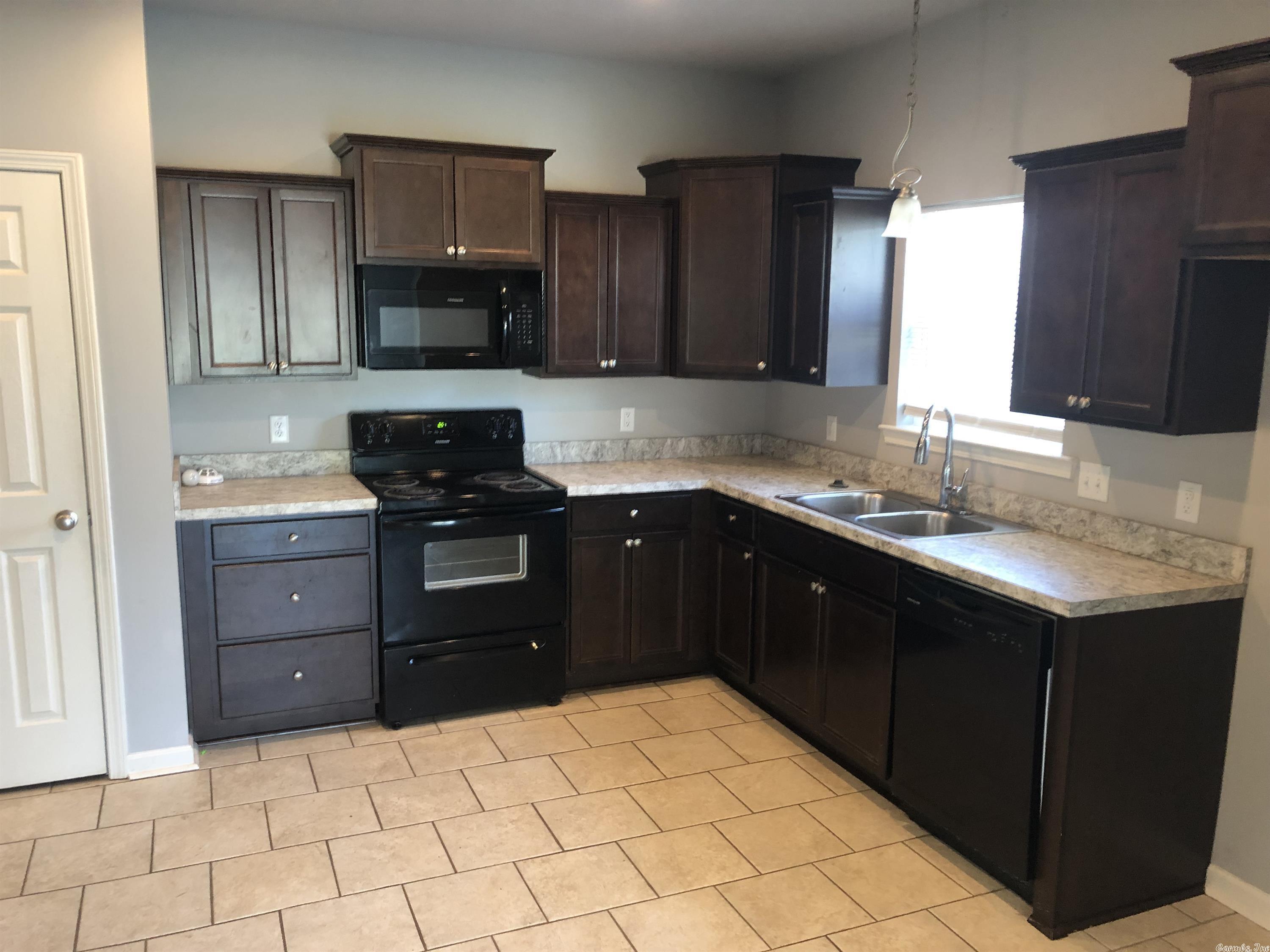 Terrace Hill Courts - Residential Lease