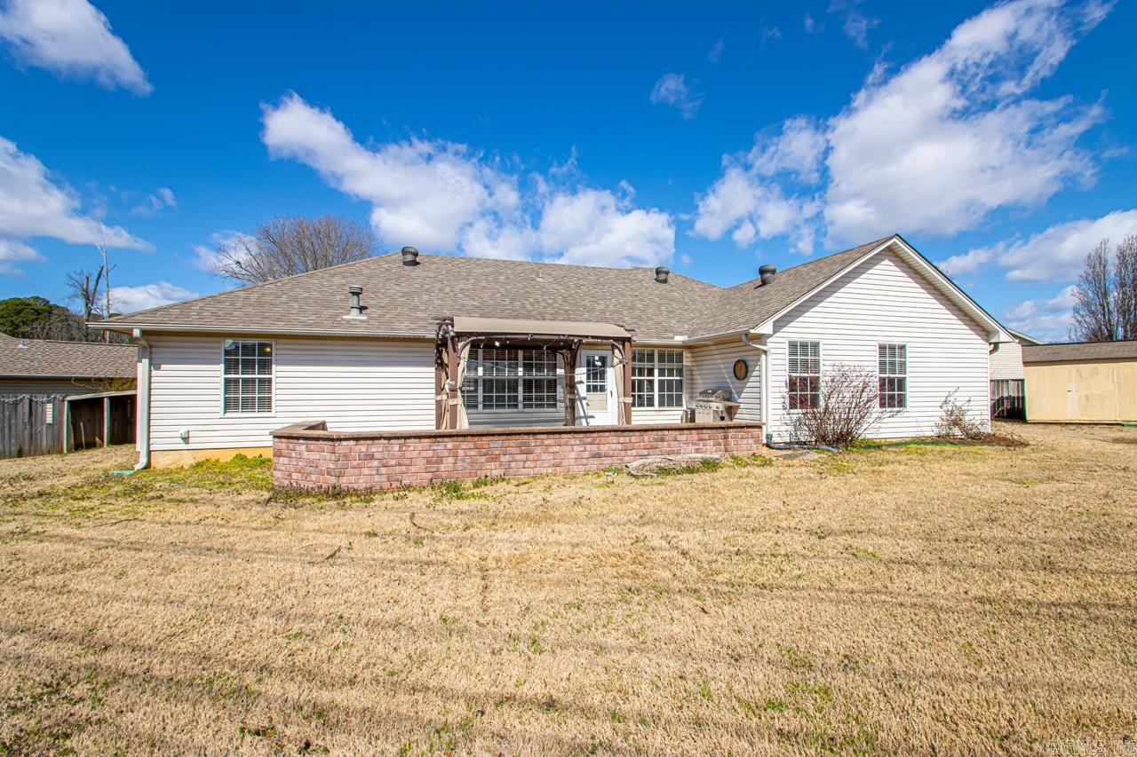 BRYANT MEADOWS - Residential