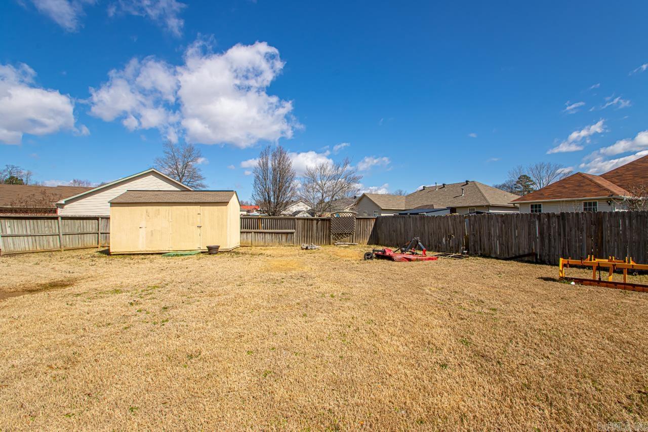 BRYANT MEADOWS - Residential