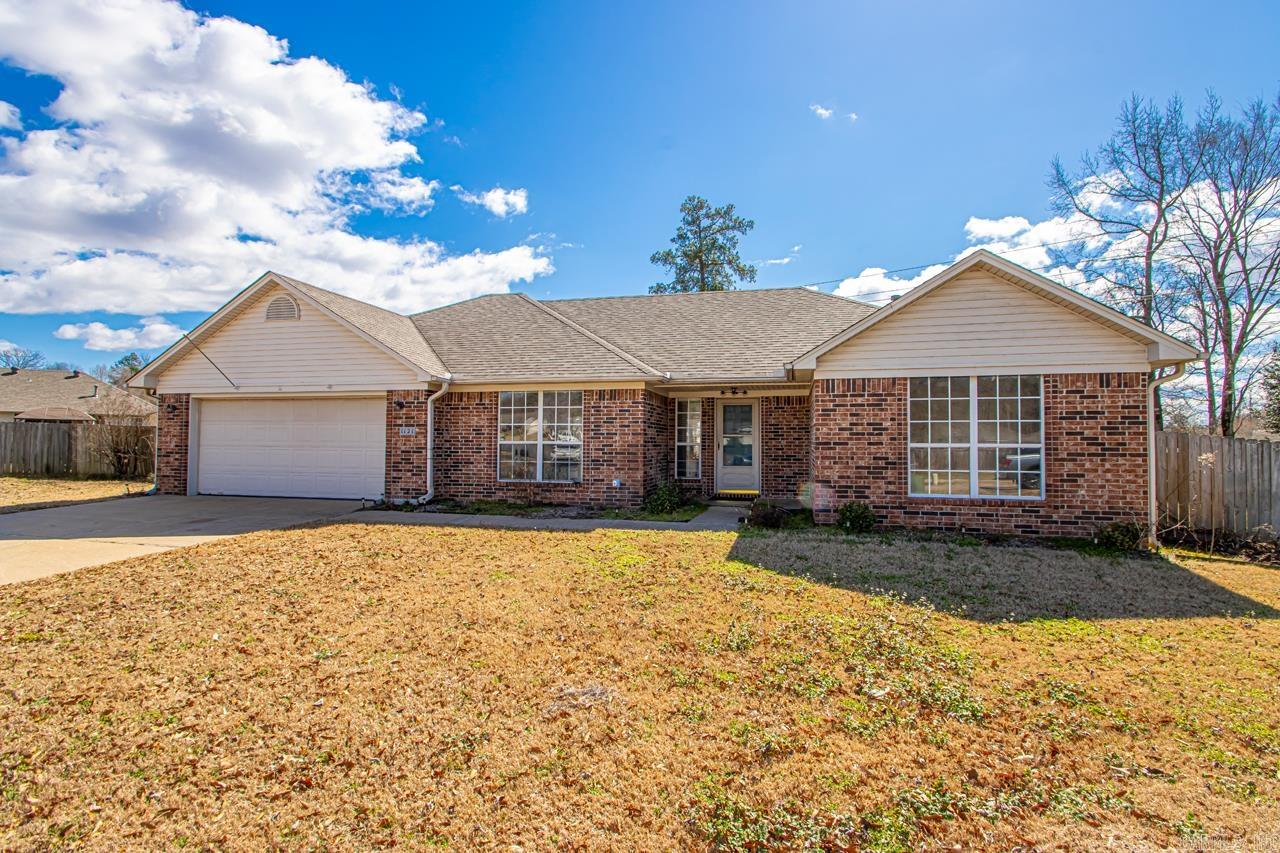 BRYANT MEADOWS - Residential