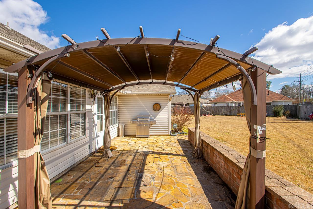 BRYANT MEADOWS - Residential