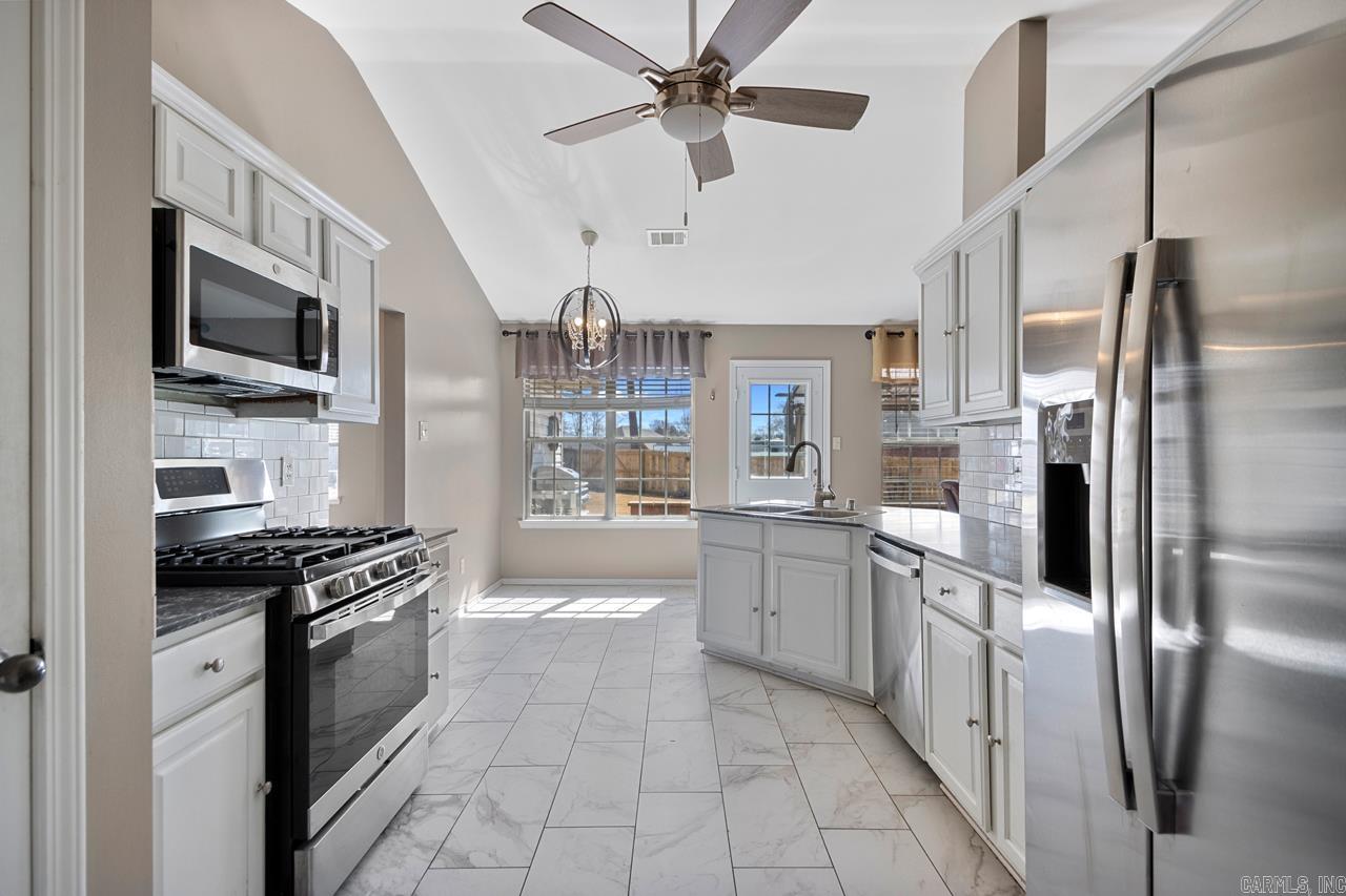 BRYANT MEADOWS - Residential