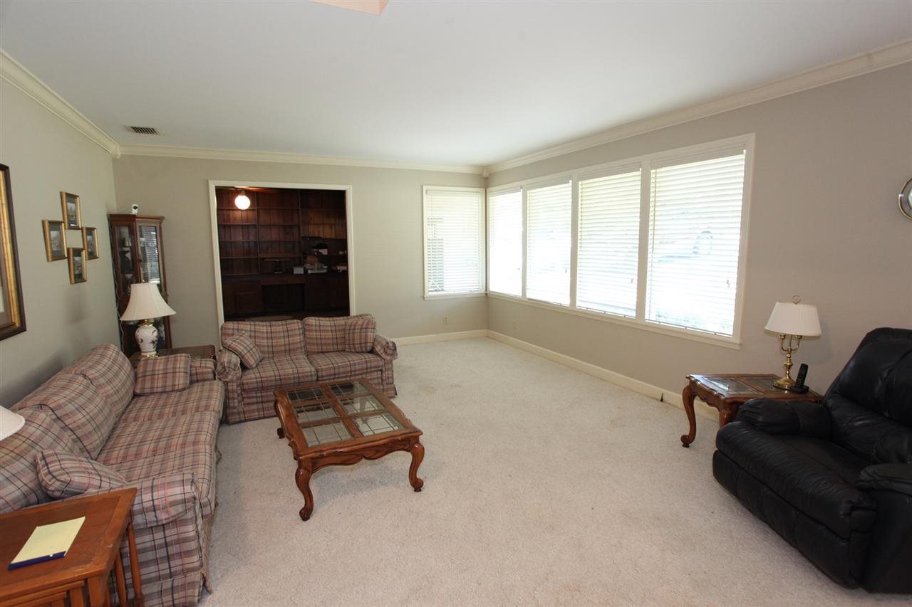 INDIANHEAD LAKES EST - Residential