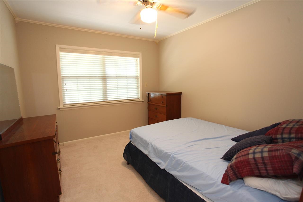 INDIANHEAD LAKES EST - Residential