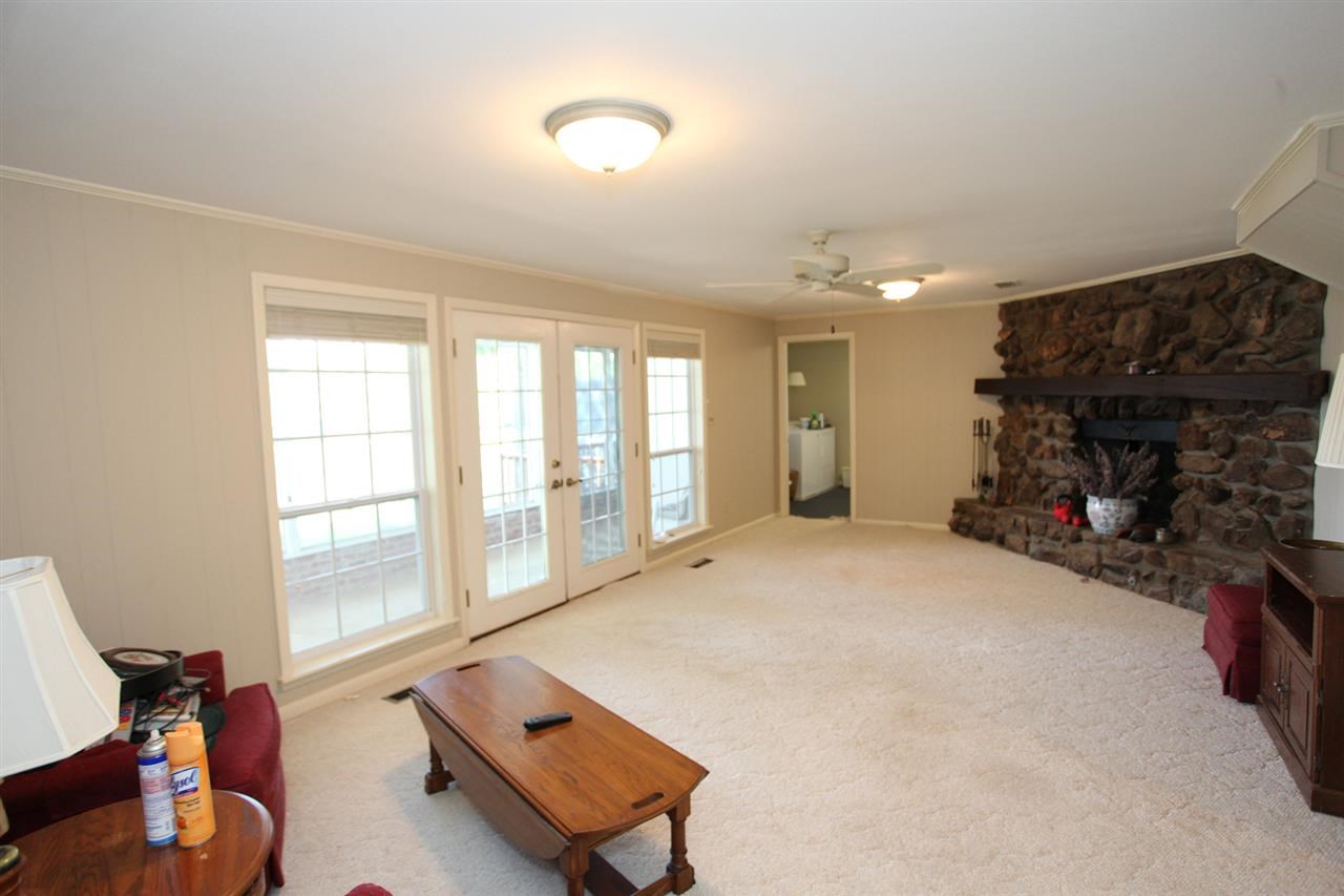 INDIANHEAD LAKES EST - Residential