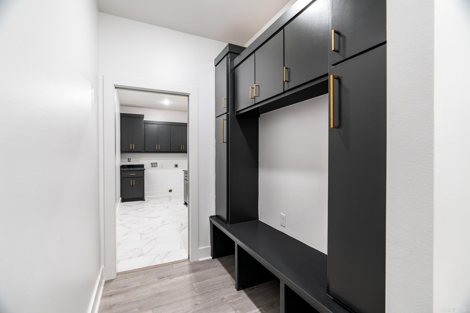 MOUNT TABOR ESTATES - Residential