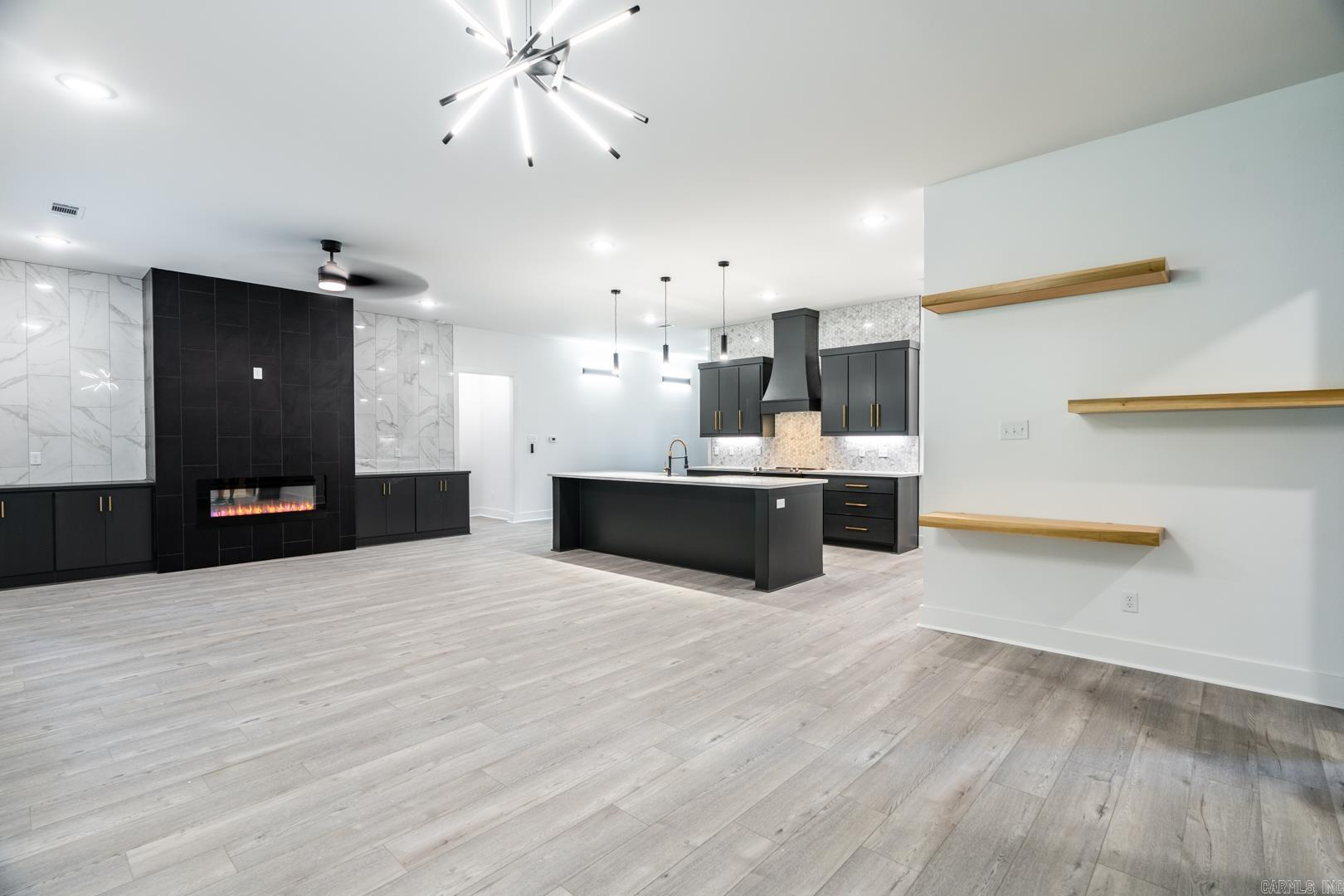 MOUNT TABOR ESTATES - Residential