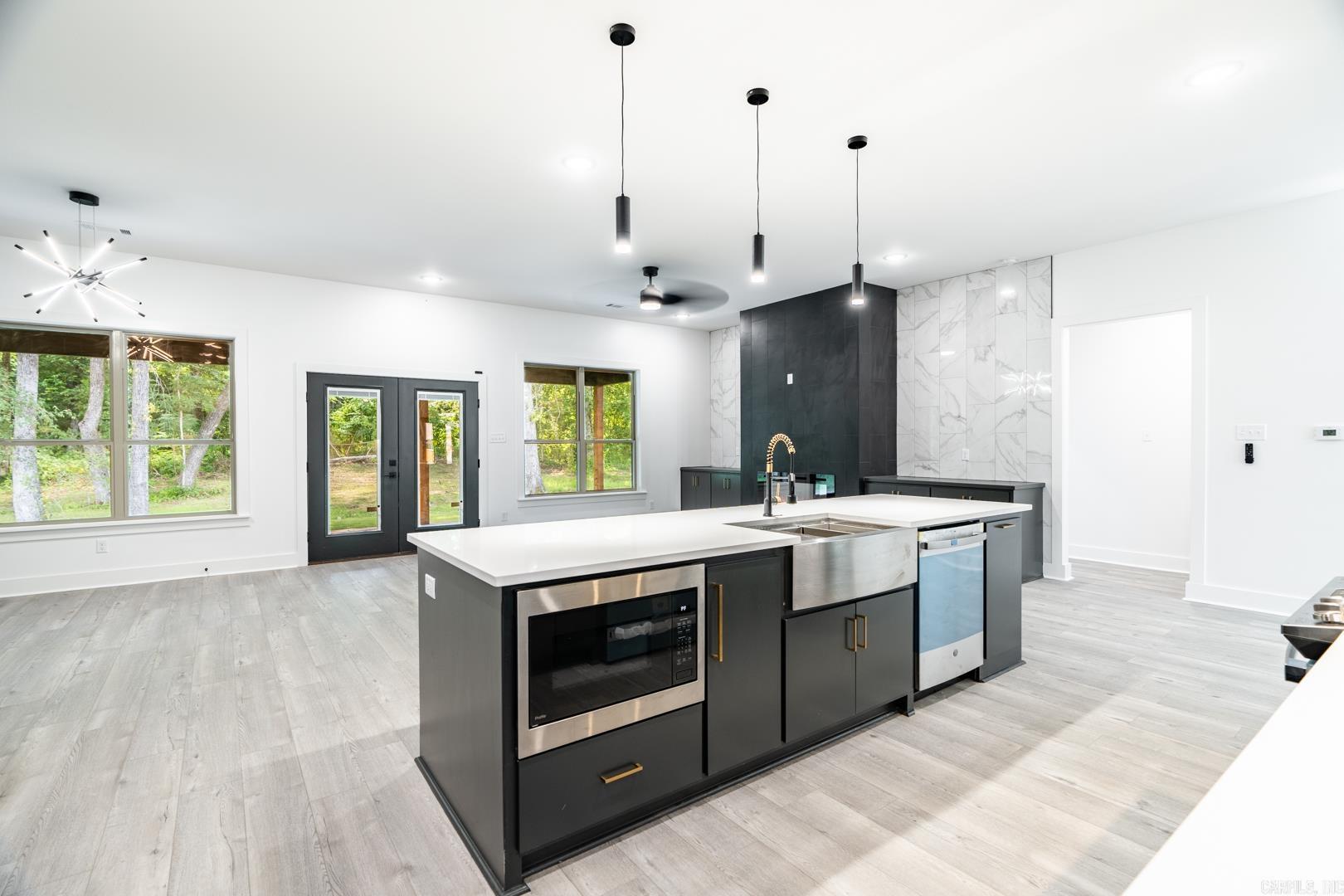 MOUNT TABOR ESTATES - Residential