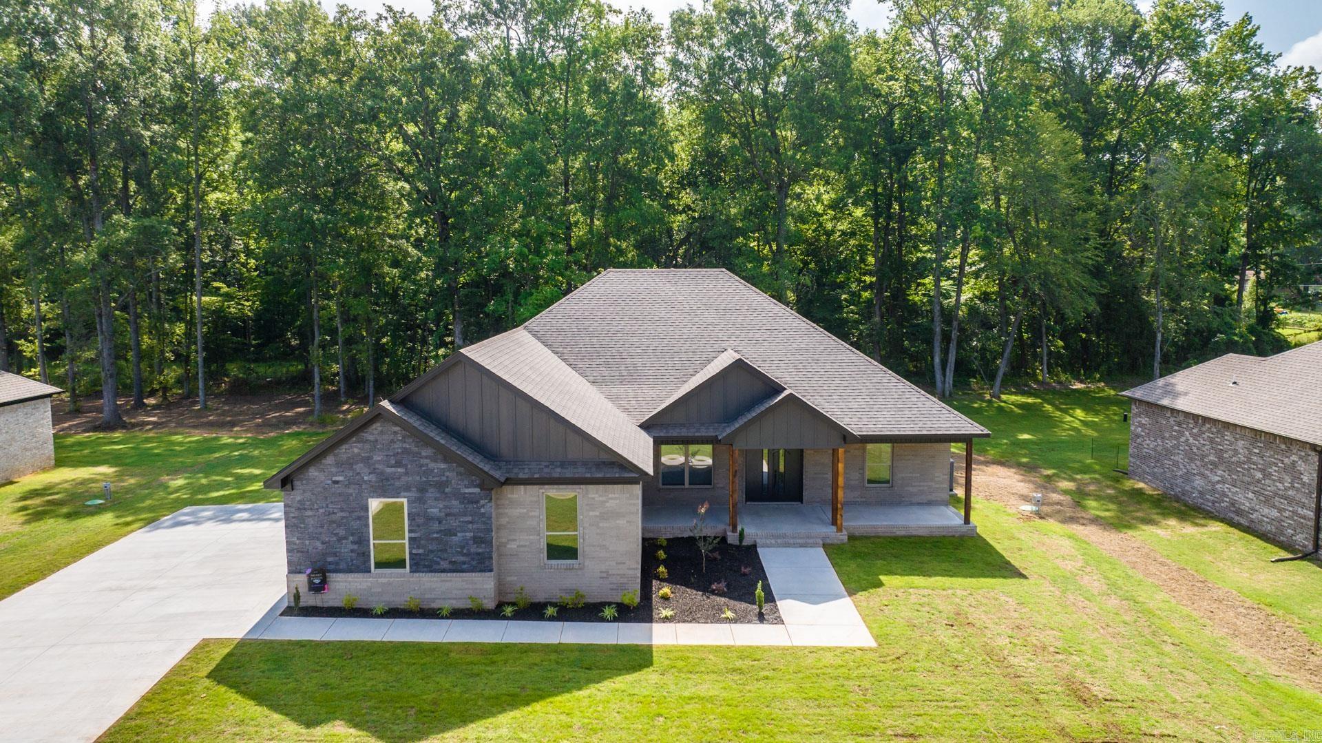 MOUNT TABOR ESTATES - Residential