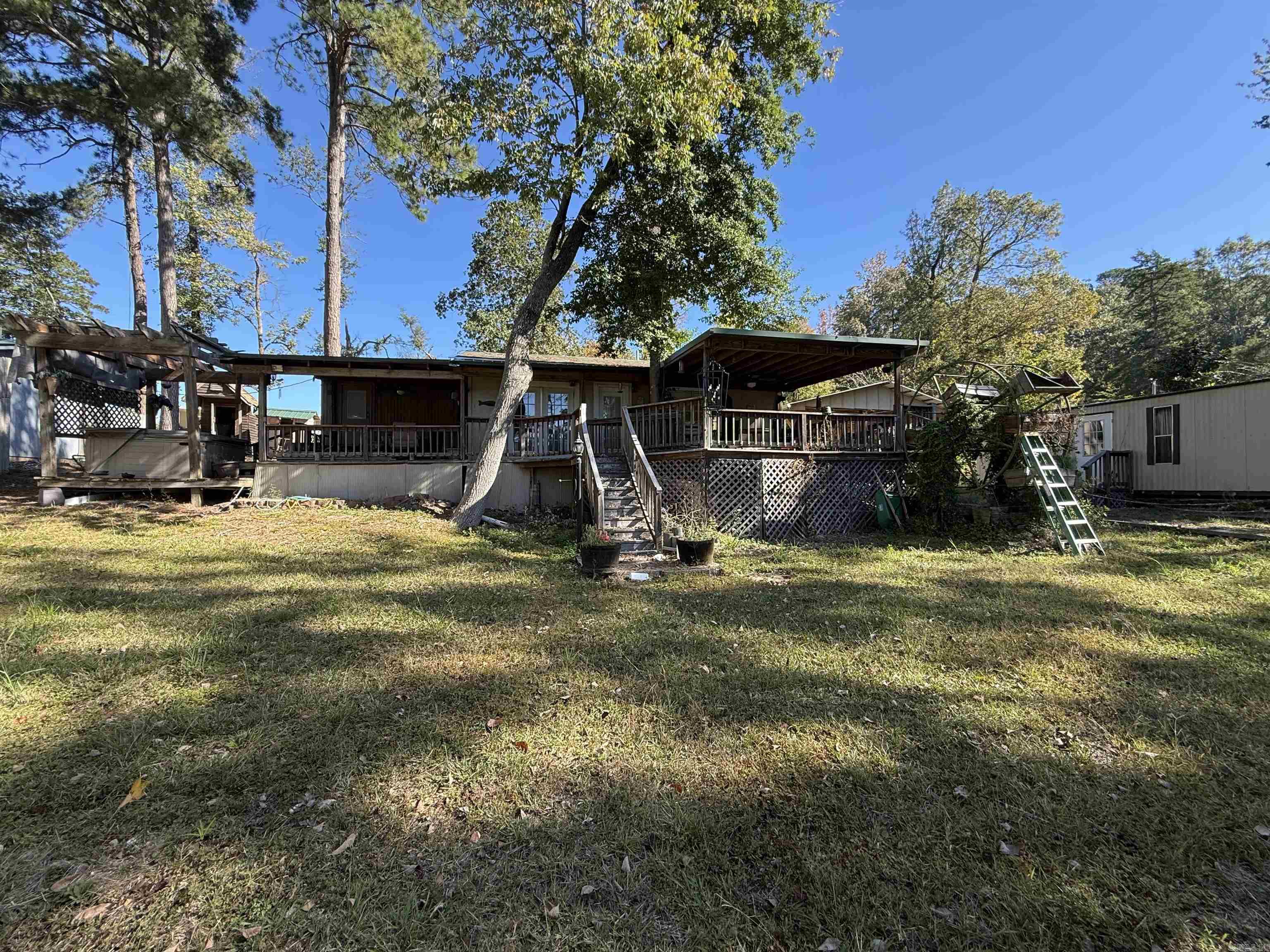 WHITE OAK LAKE DEVELOPMENT - Residential