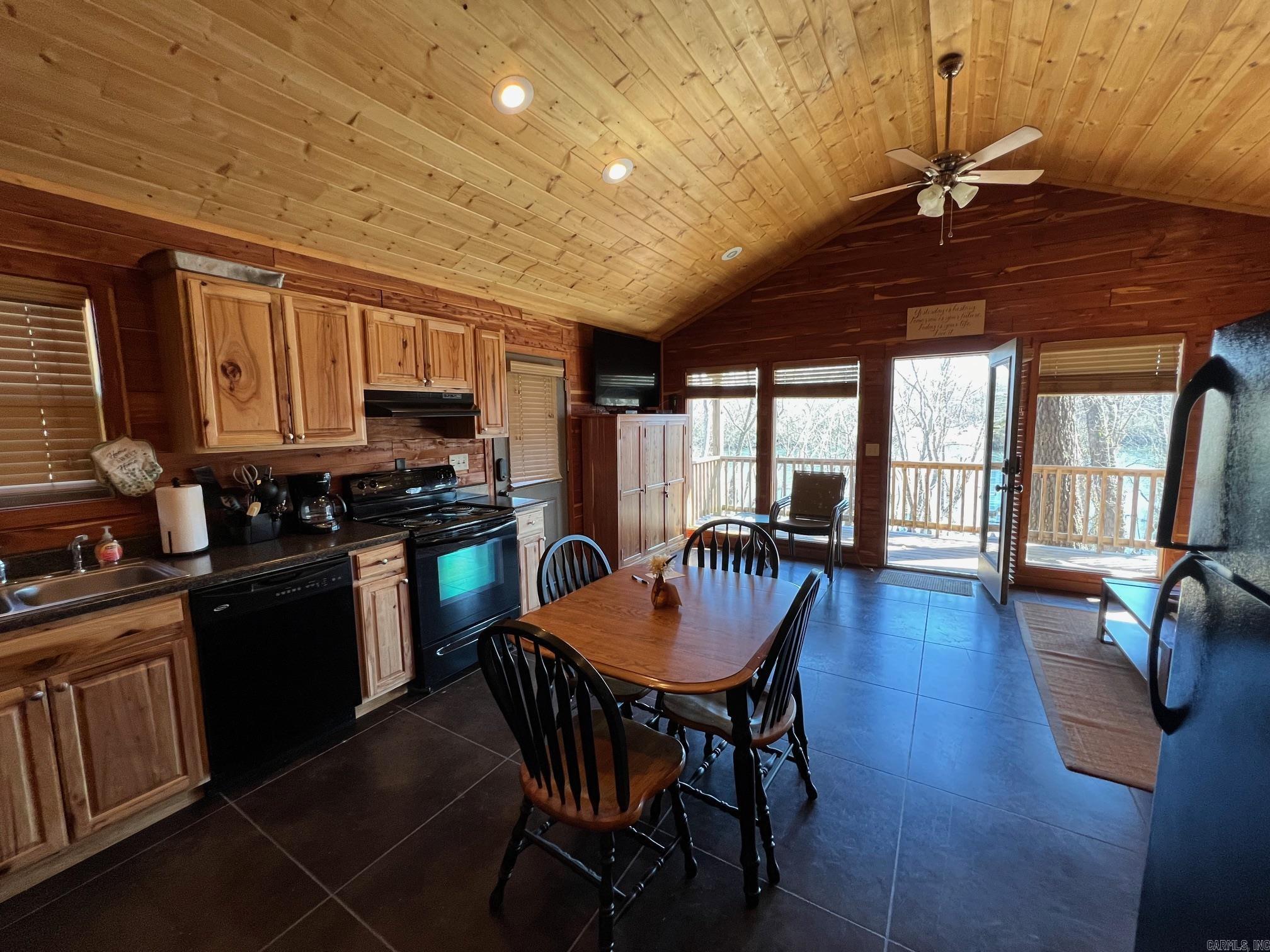 WINKLEY CROSSING - Residential
