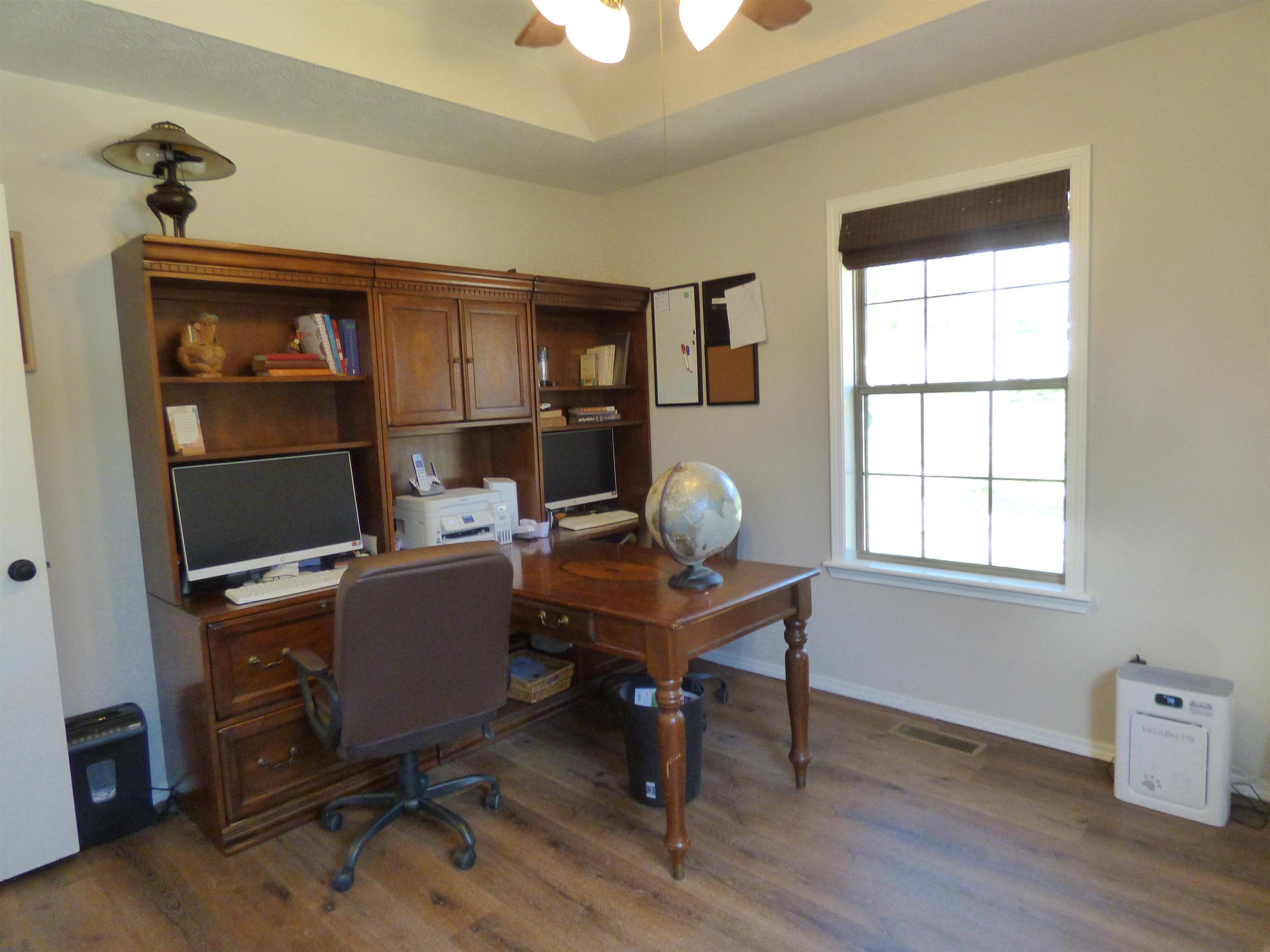 BUFORD ESTATES - Residential