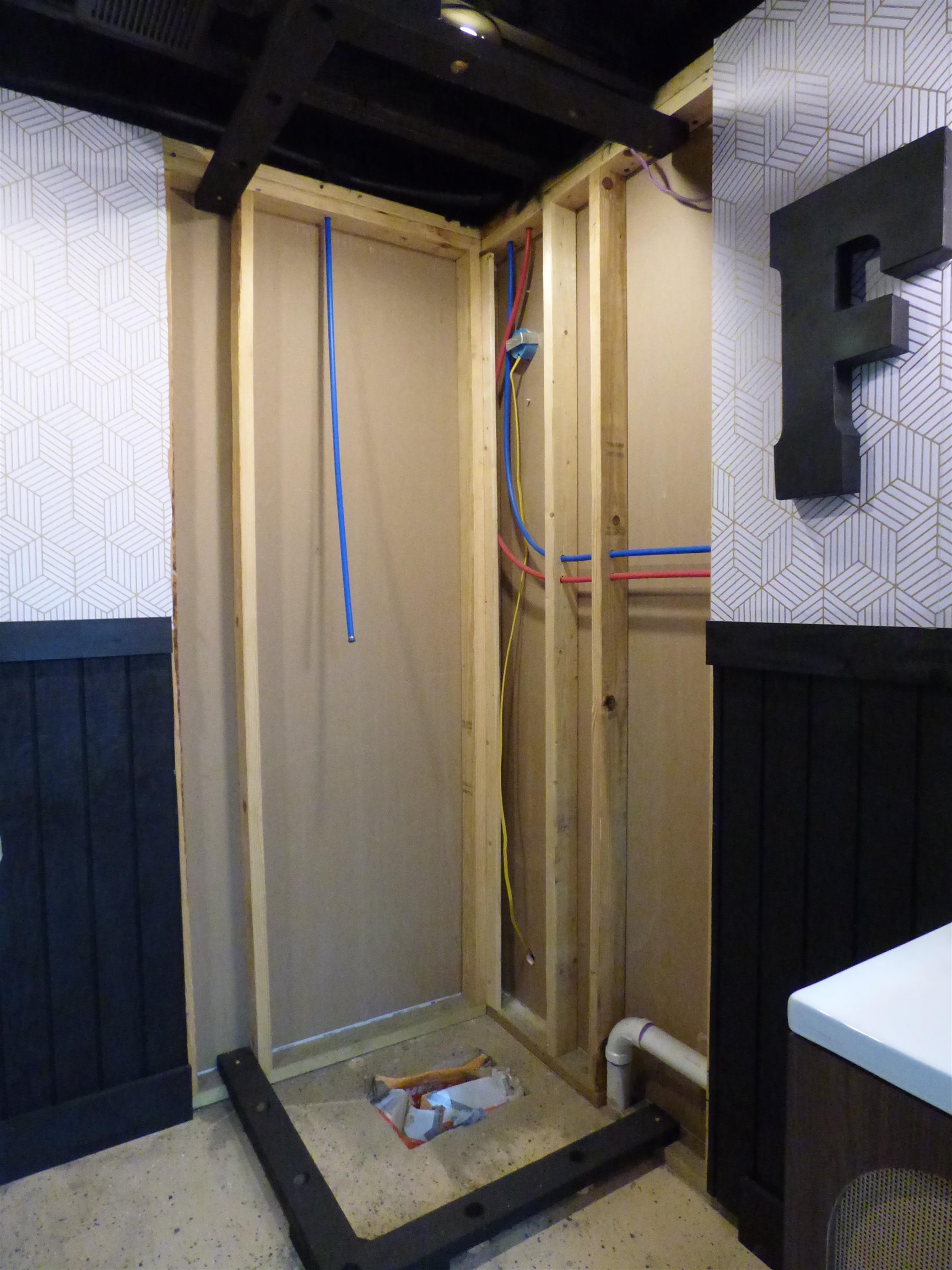 BUFORD ESTATES - Residential