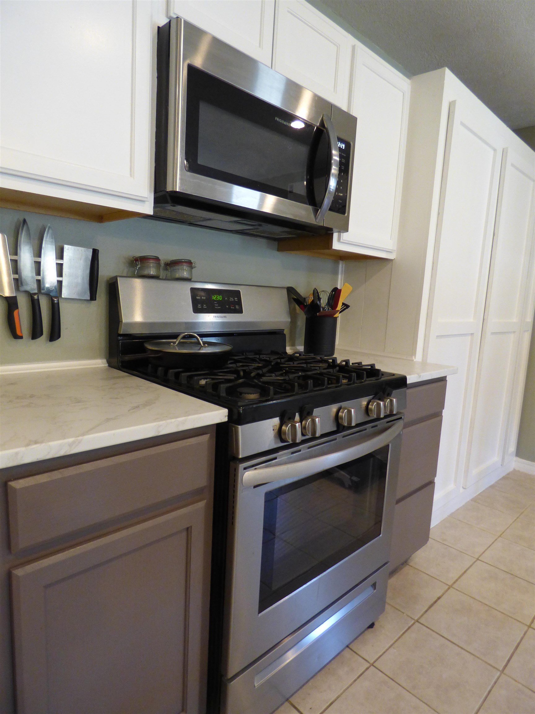 BUFORD ESTATES - Residential