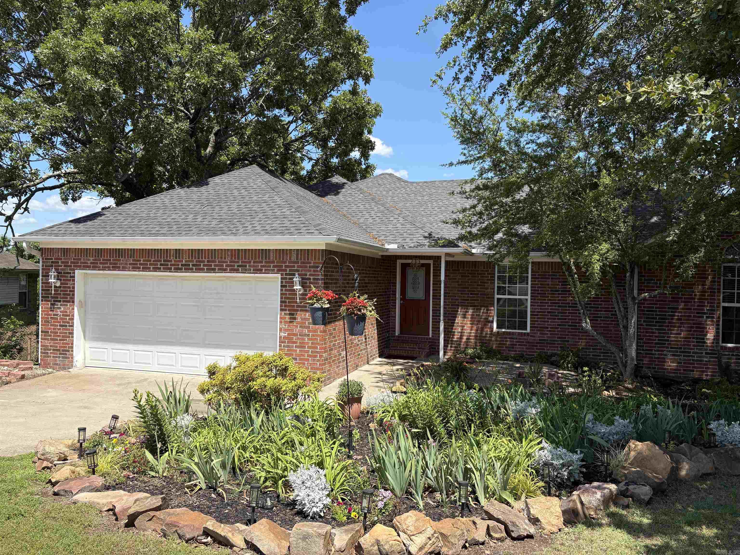 DEERFIELD - Residential