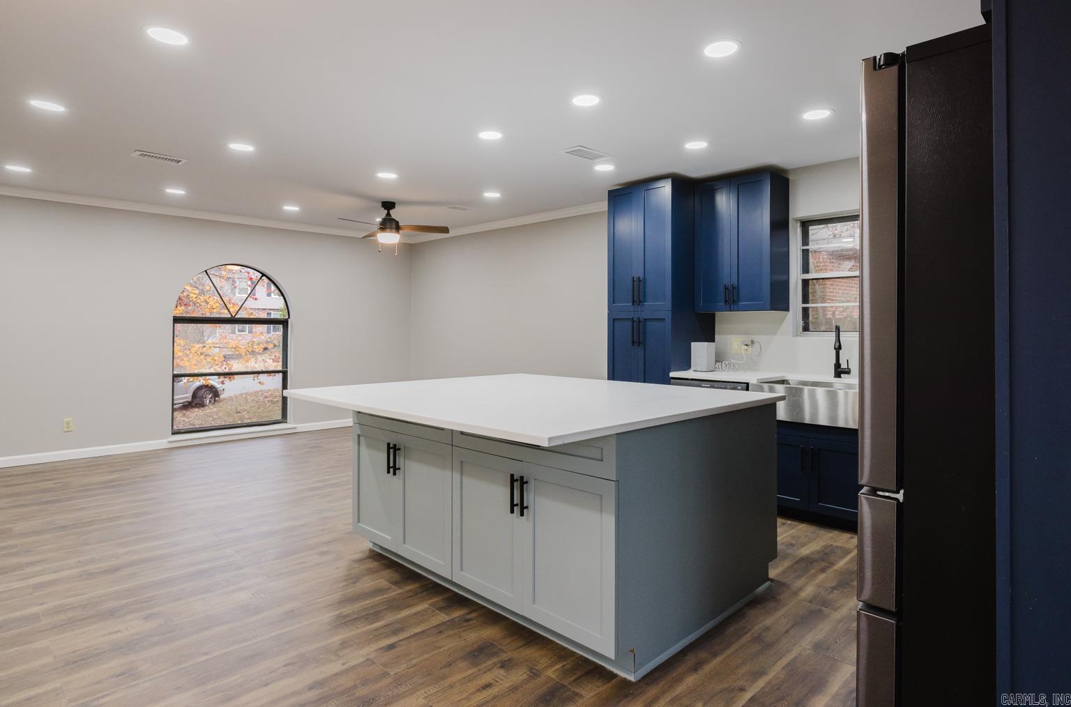 PLEASANT VIEW - Residential