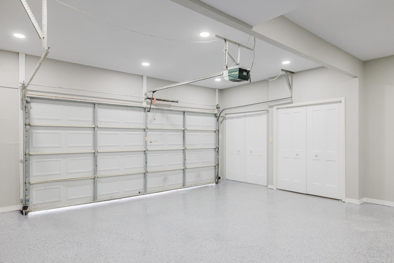 PLEASANT VIEW - Residential