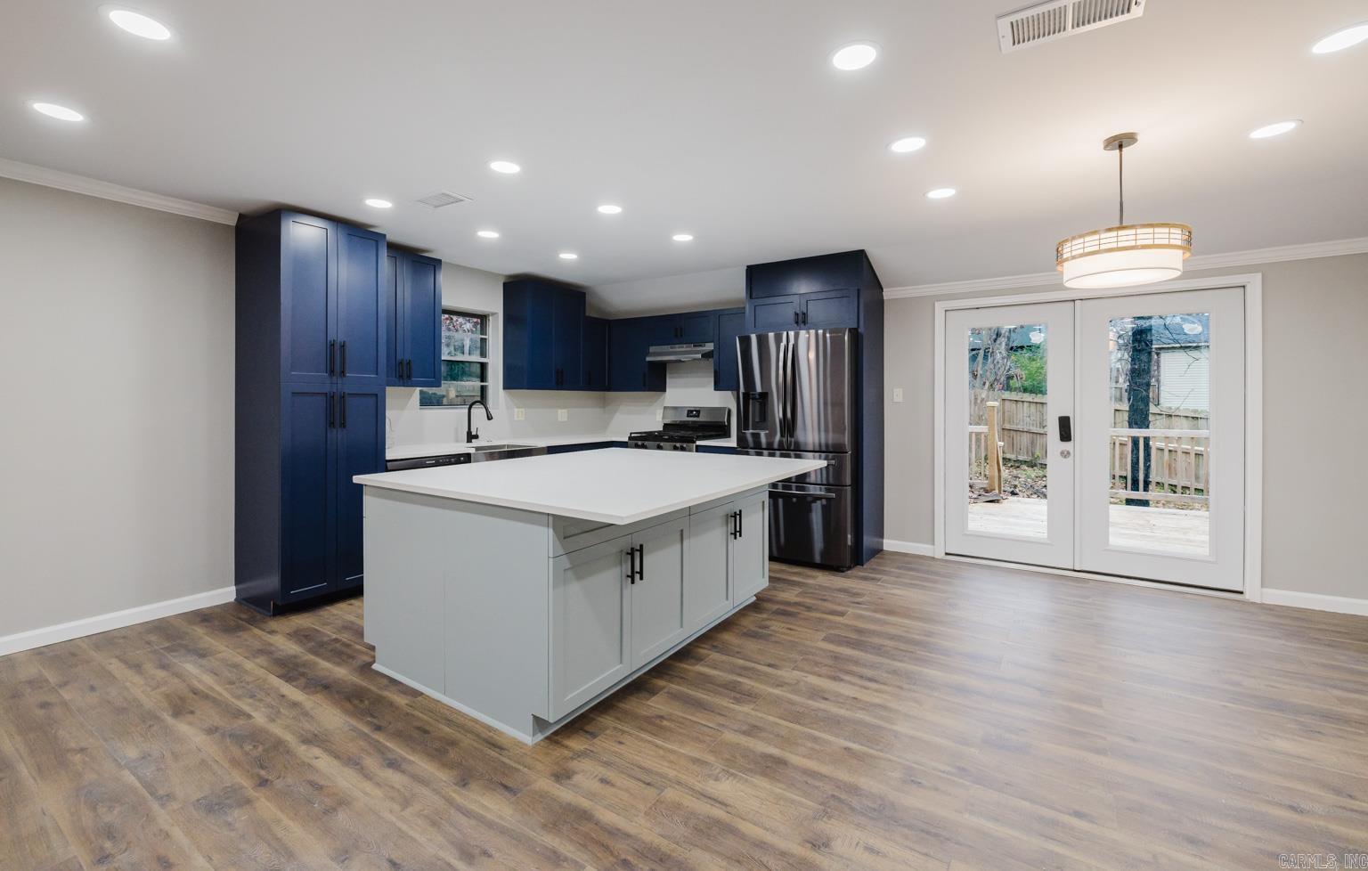 PLEASANT VIEW - Residential