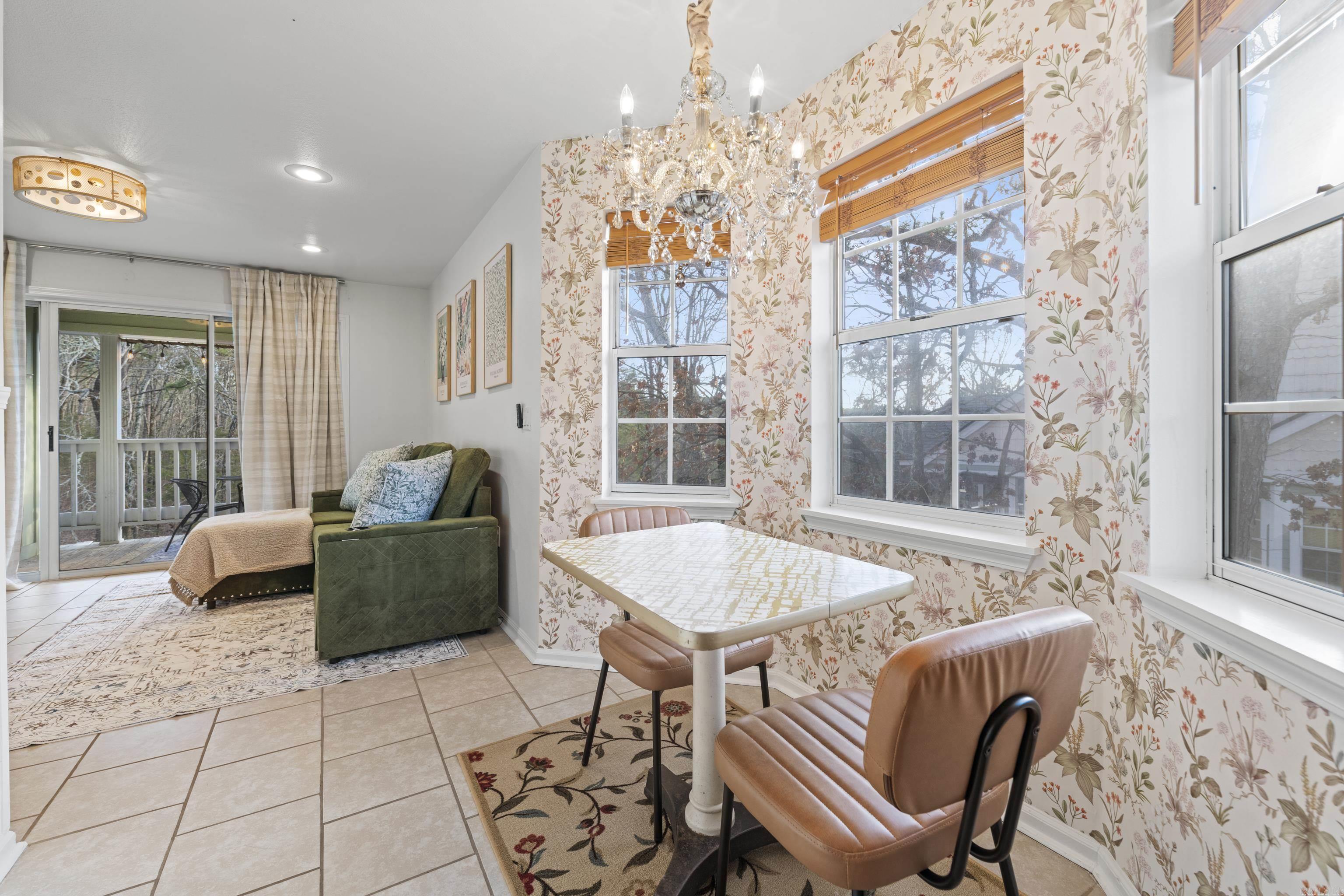 SUMMERHILL PLACE CONDOS - Residential
