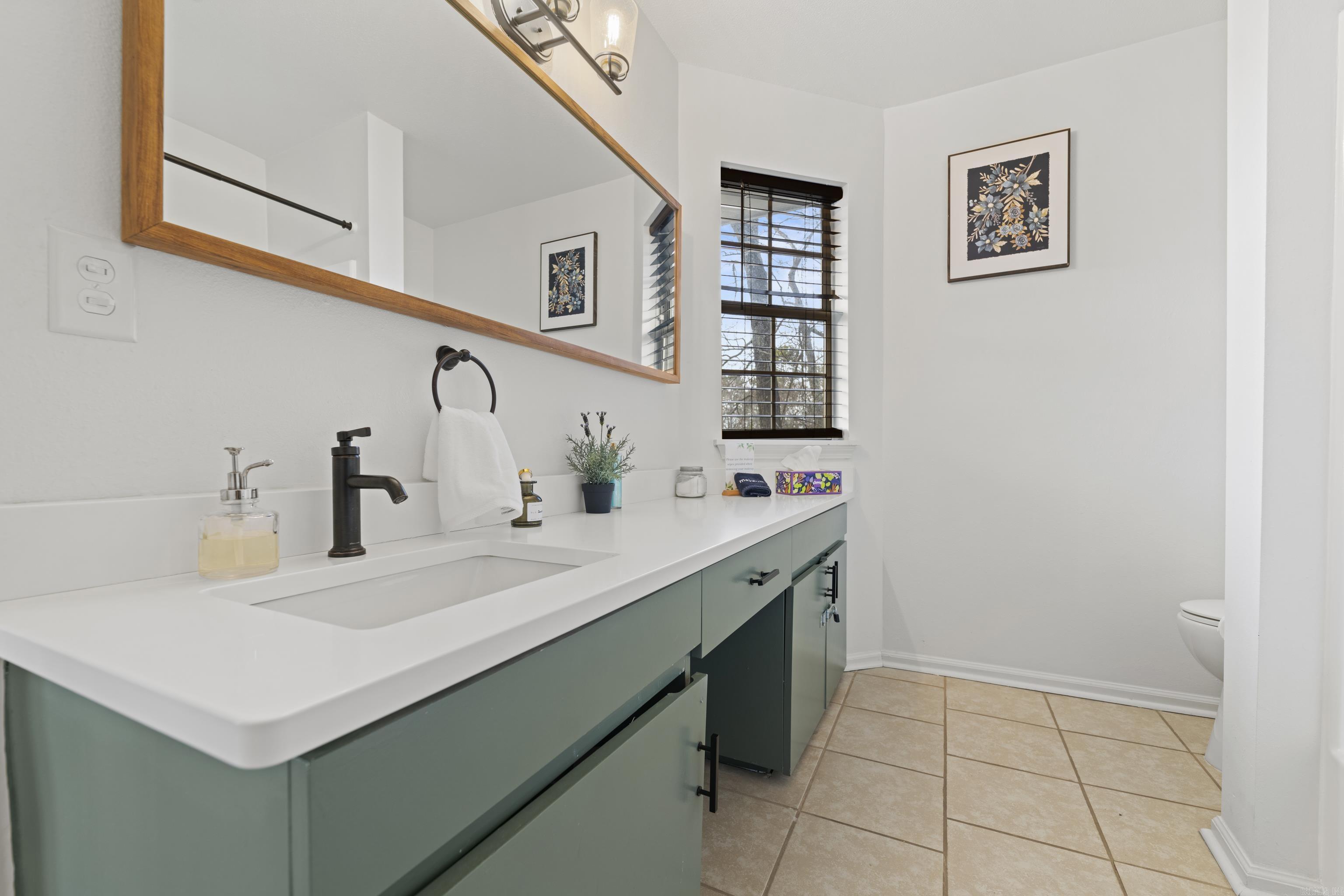 SUMMERHILL PLACE CONDOS - Residential
