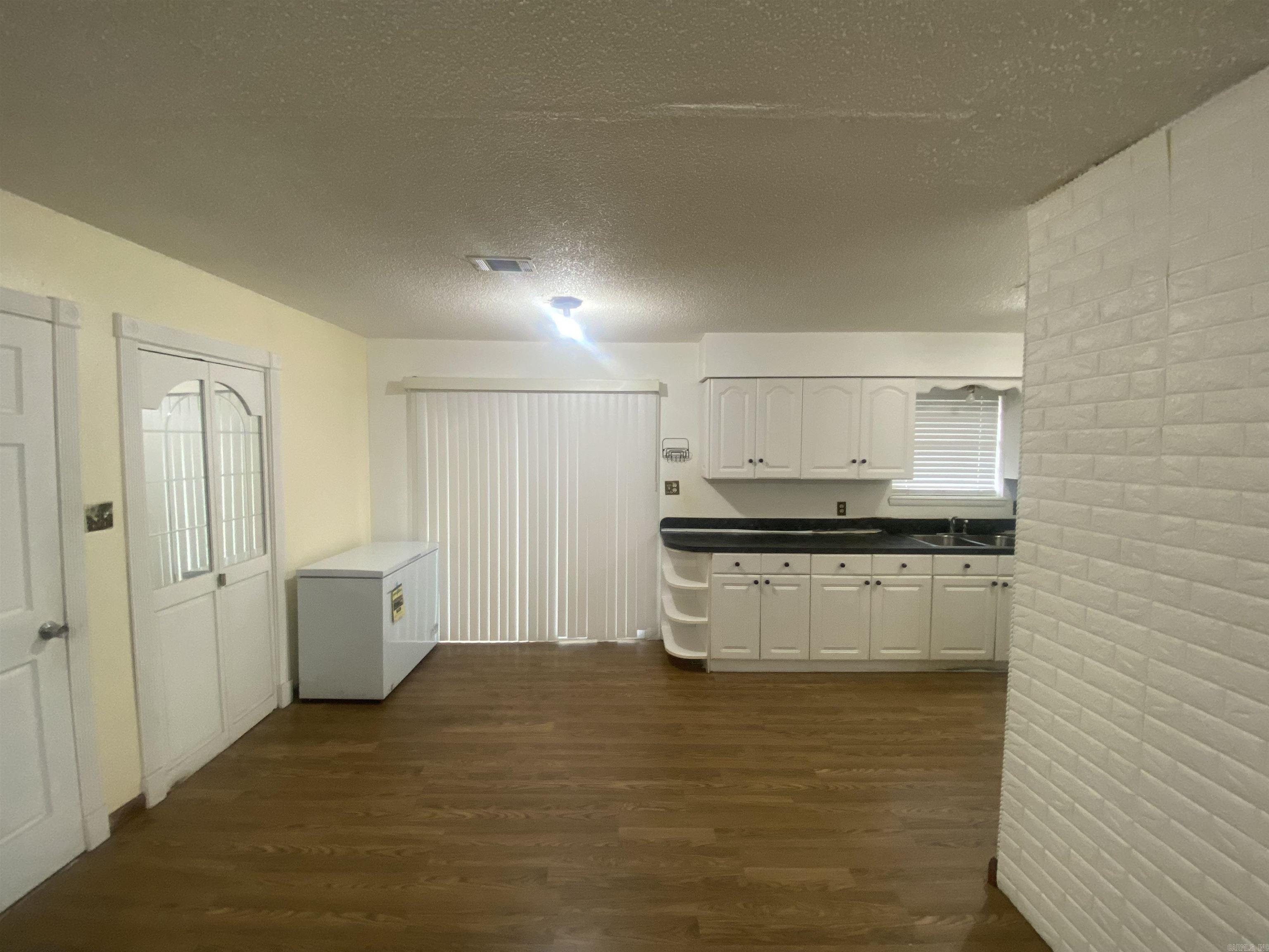 CUSHING MANOR - Residential