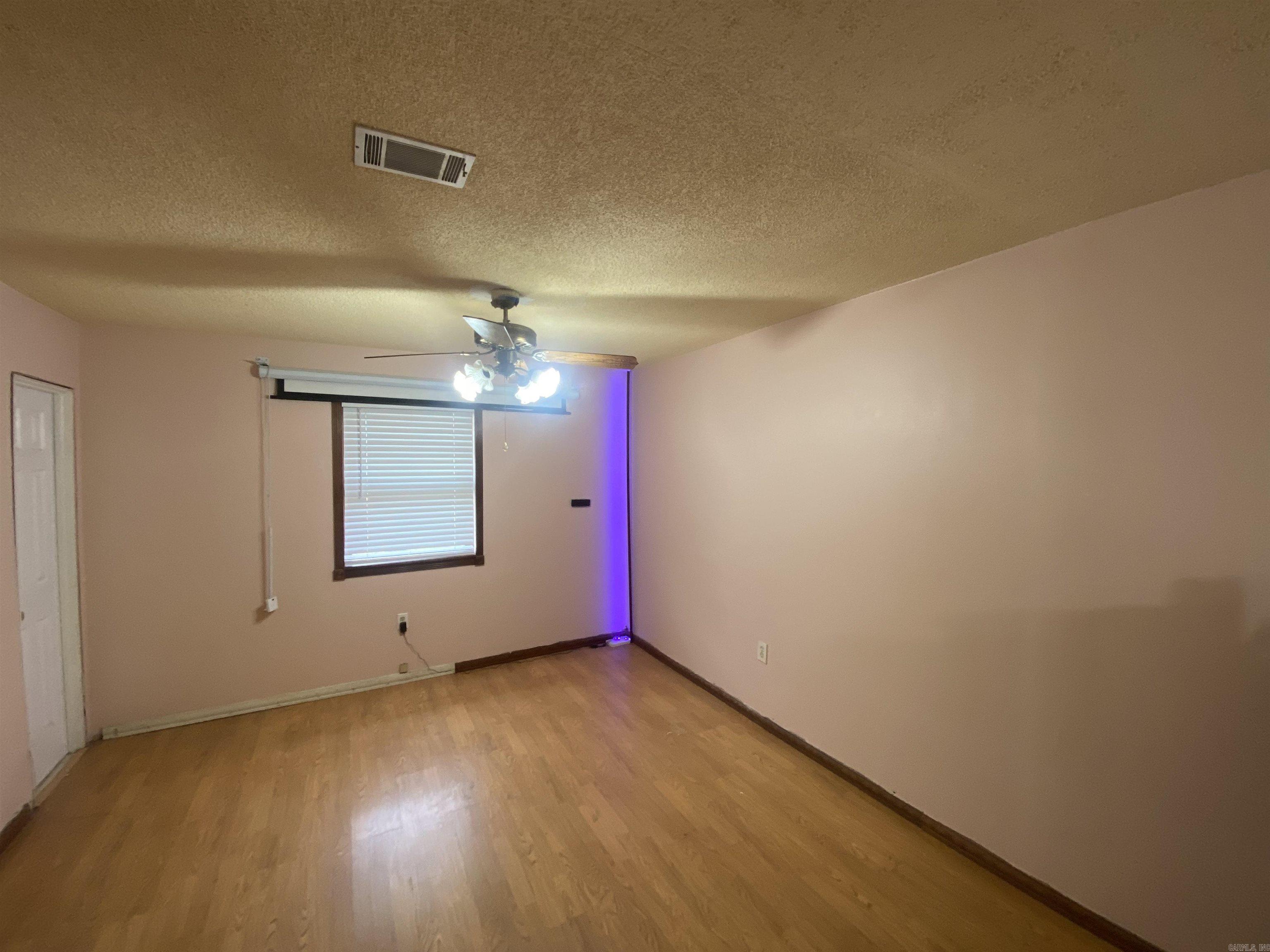 CUSHING MANOR - Residential