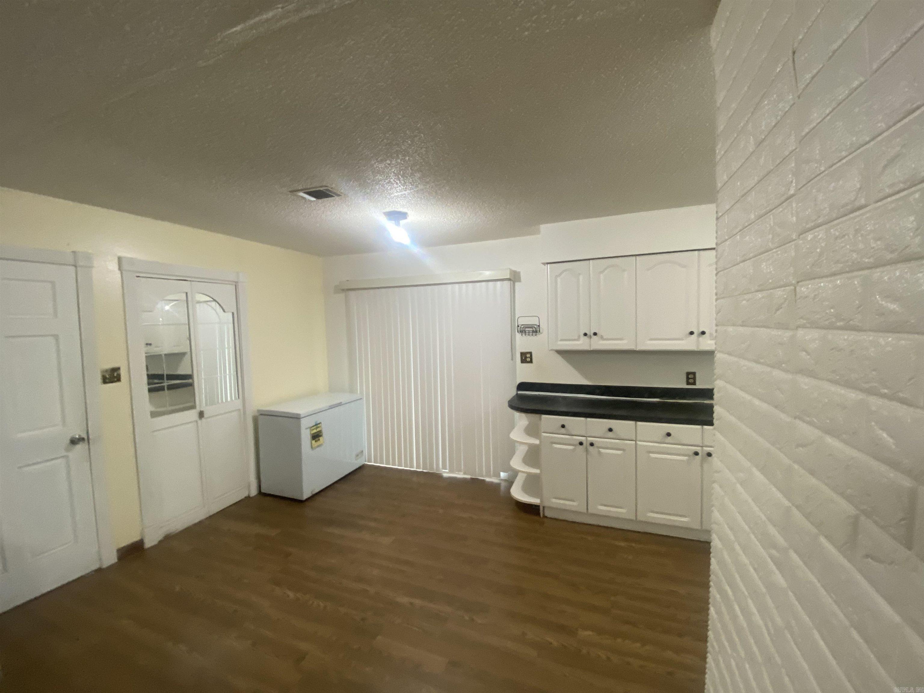 CUSHING MANOR - Residential