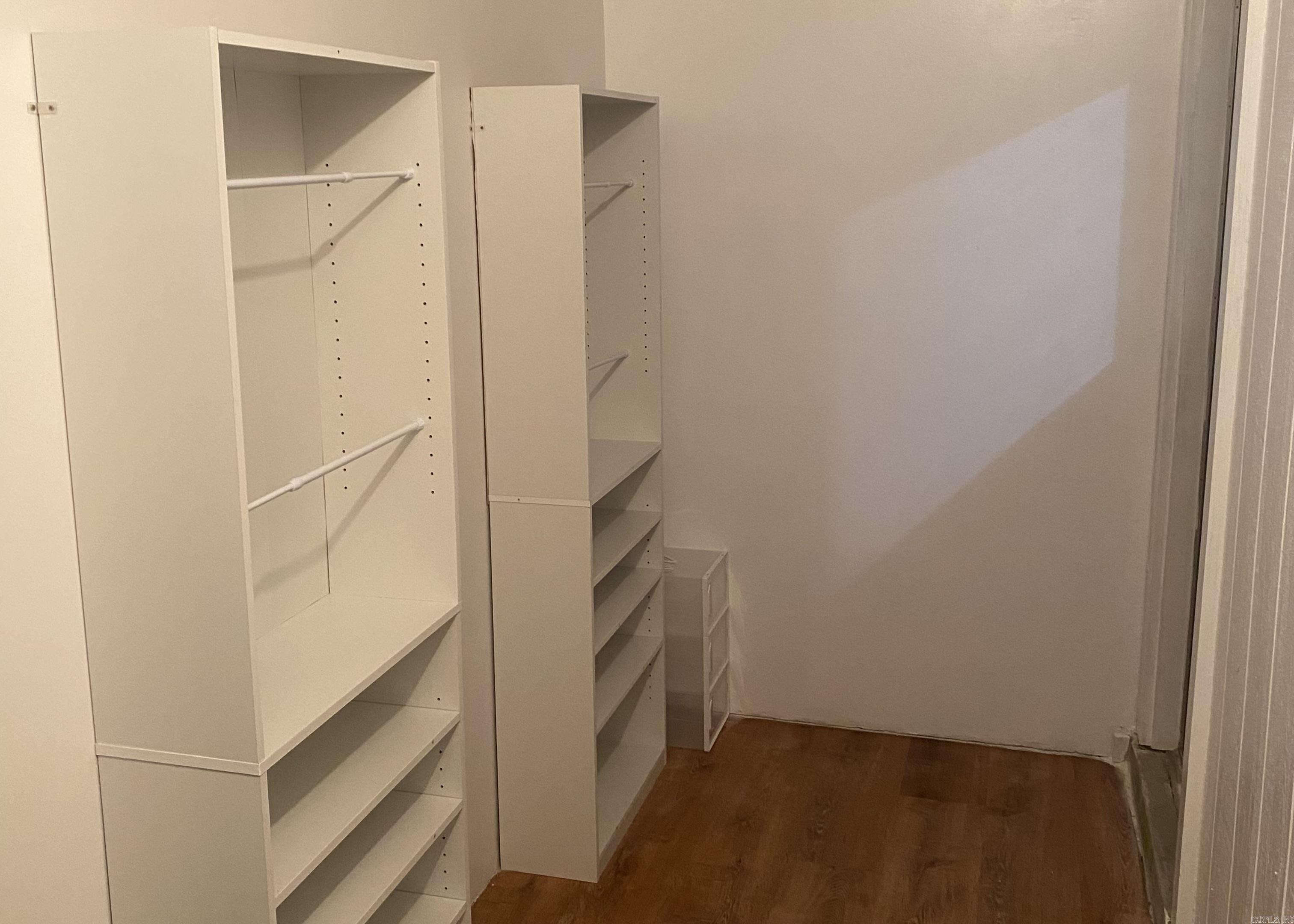 CUSHING MANOR - Residential