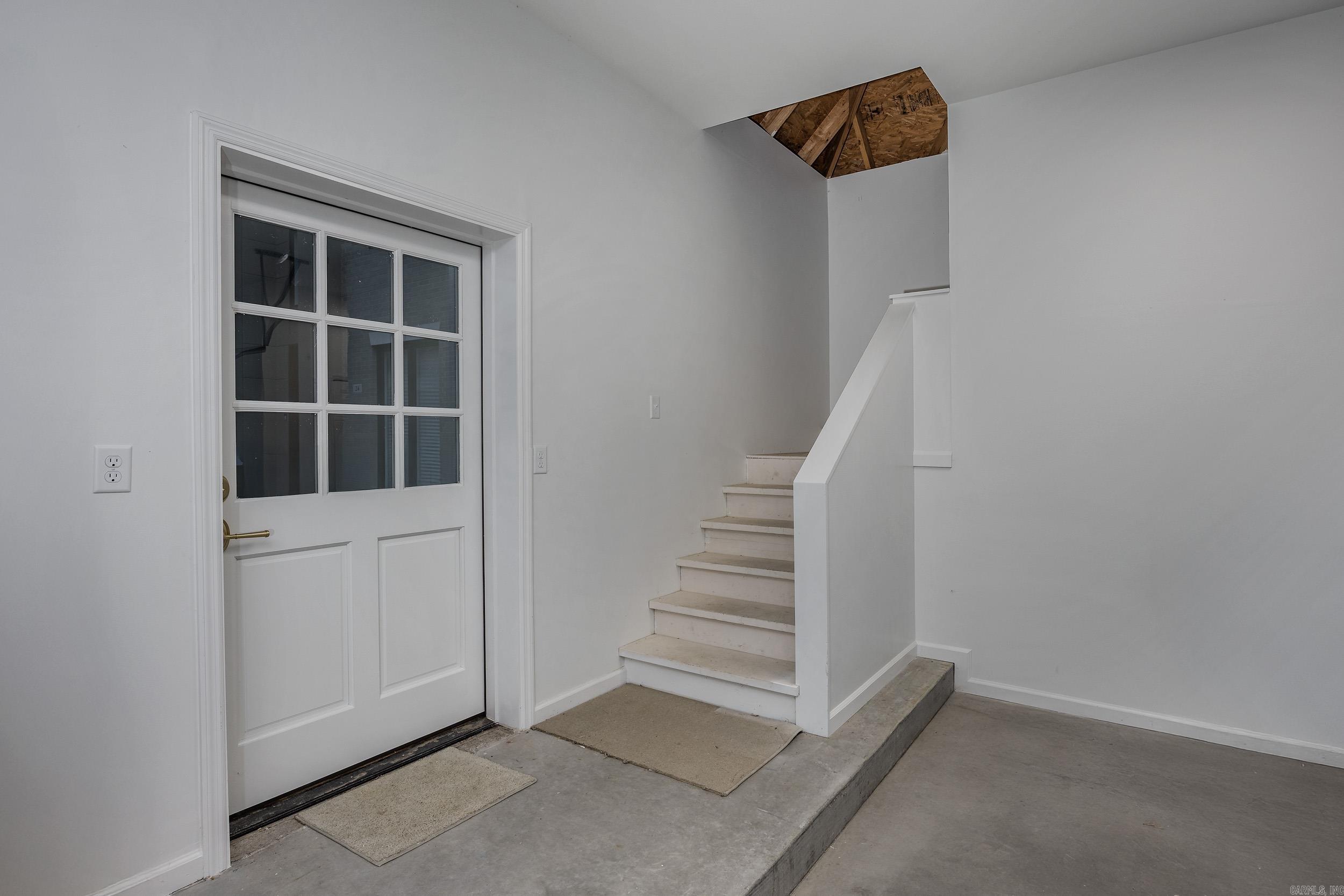 CHENAL VALLEY AVIGNON COURT - Residential