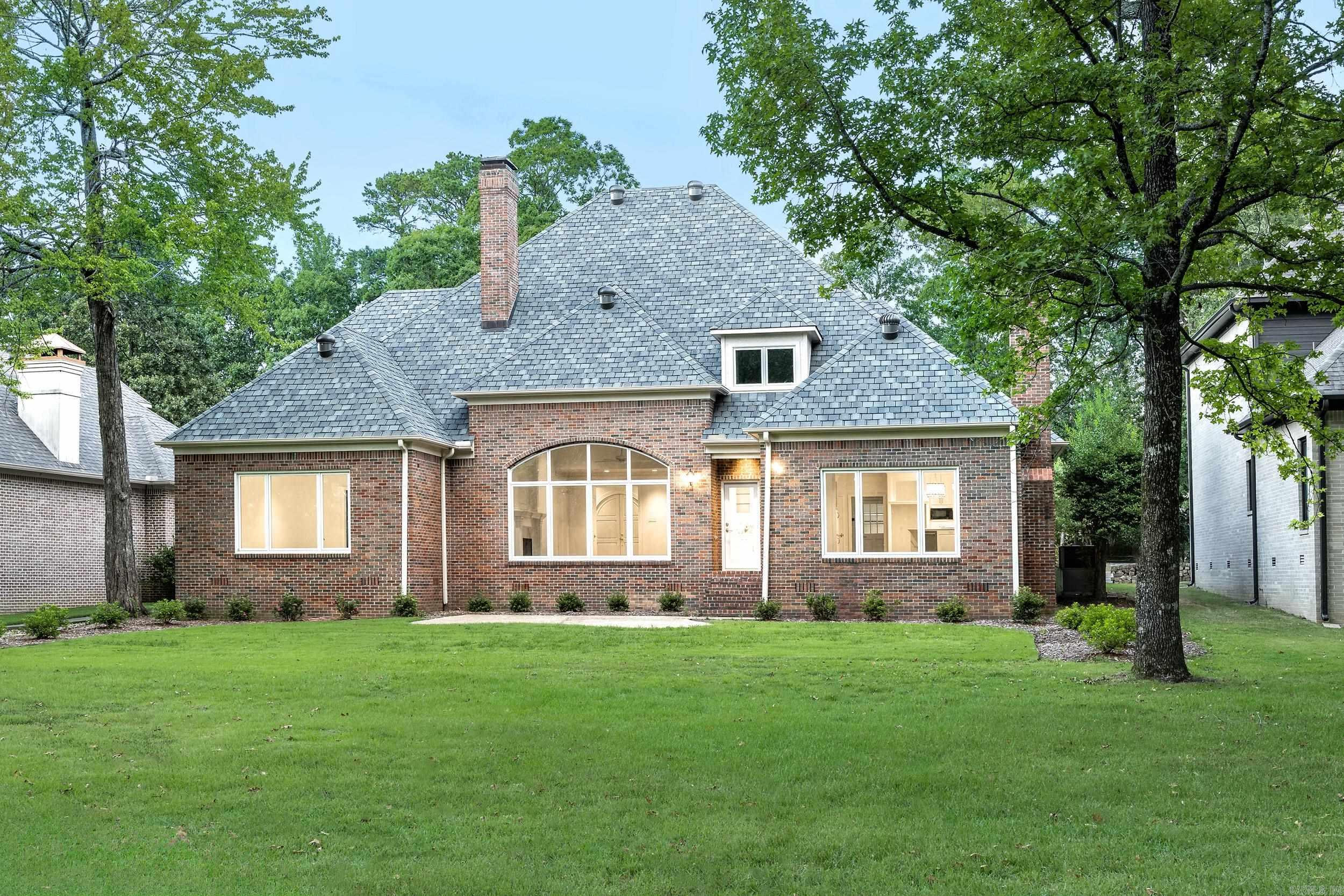 CHENAL VALLEY AVIGNON COURT - Residential