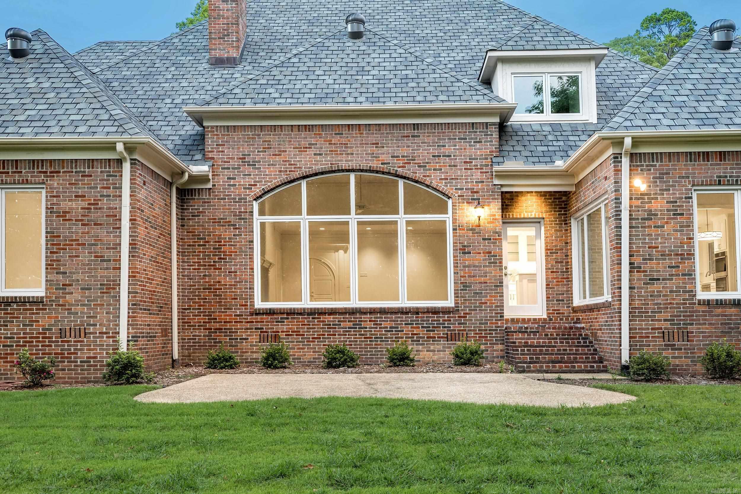 CHENAL VALLEY AVIGNON COURT - Residential