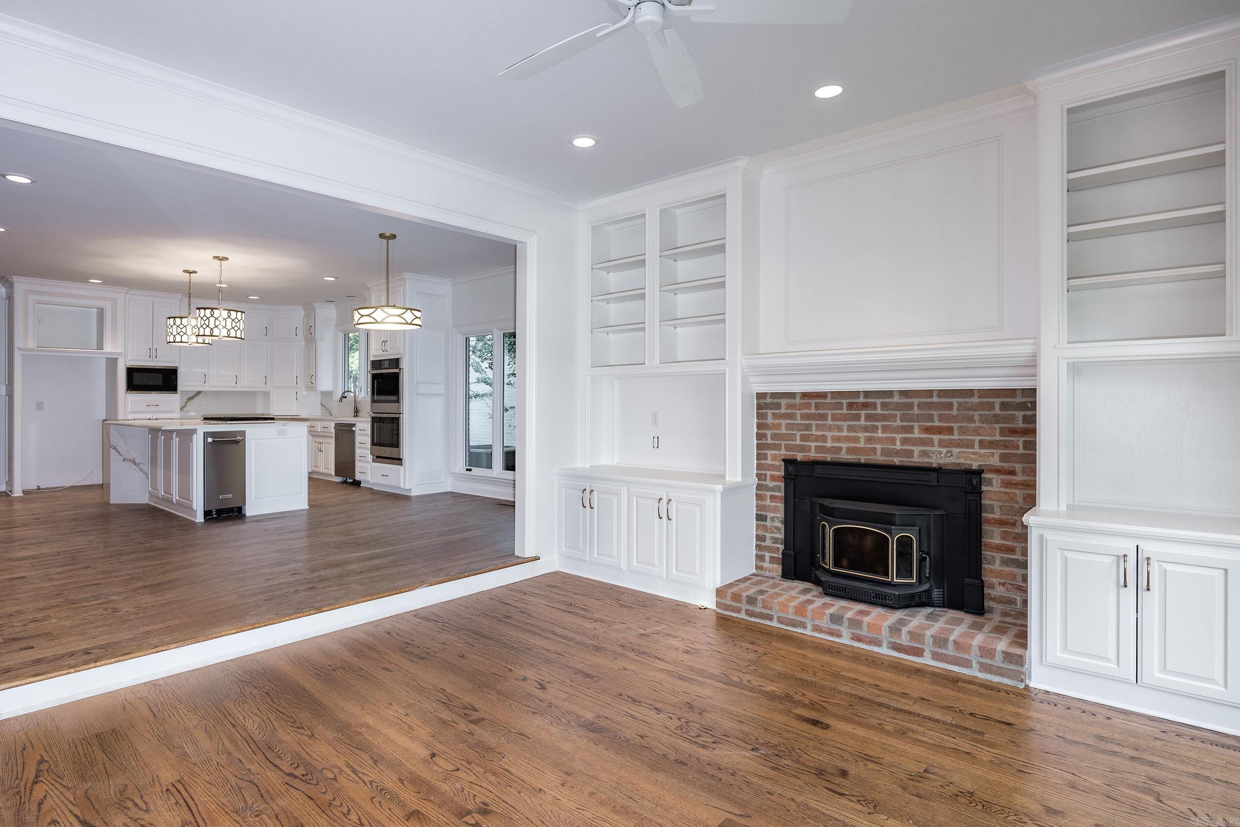 CHENAL VALLEY AVIGNON COURT - Residential