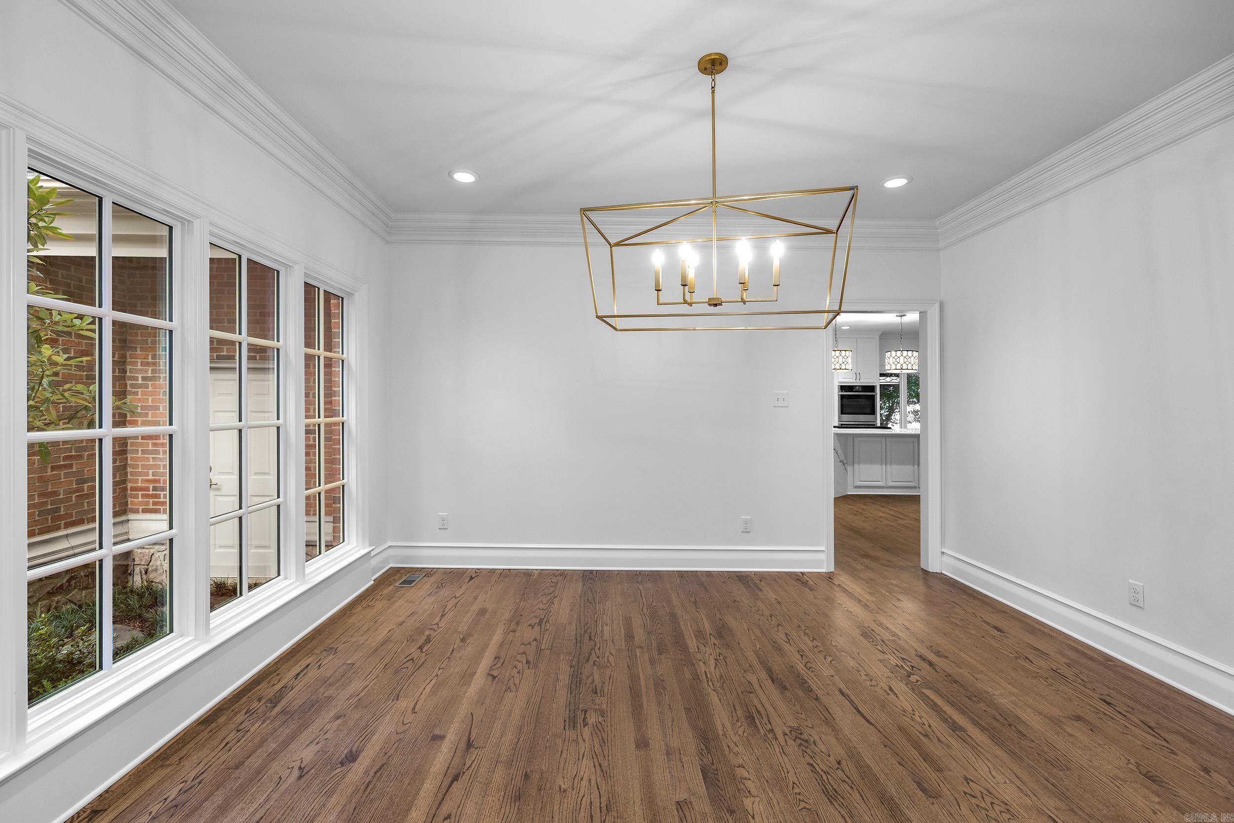 CHENAL VALLEY AVIGNON COURT - Residential