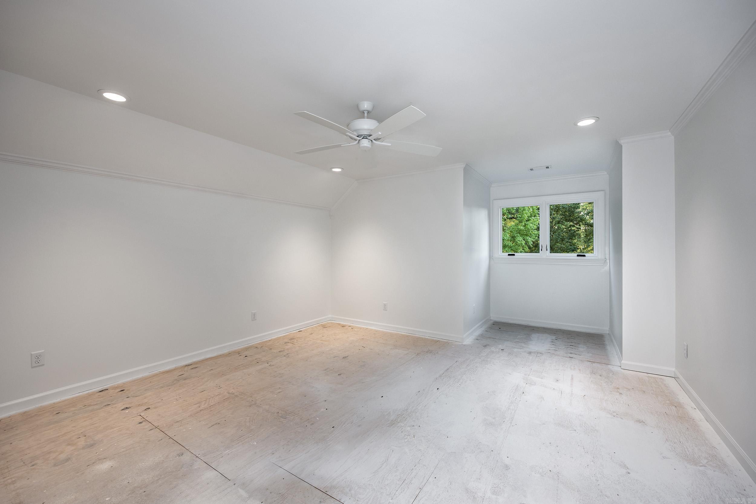 CHENAL VALLEY AVIGNON COURT - Residential