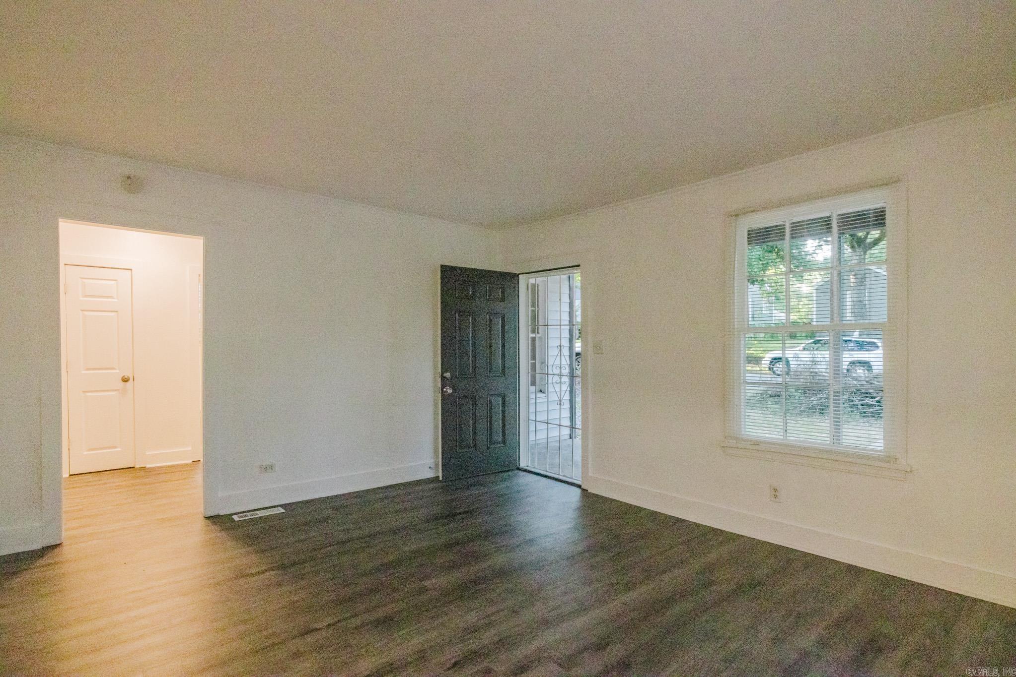 OAKHURST - Residential