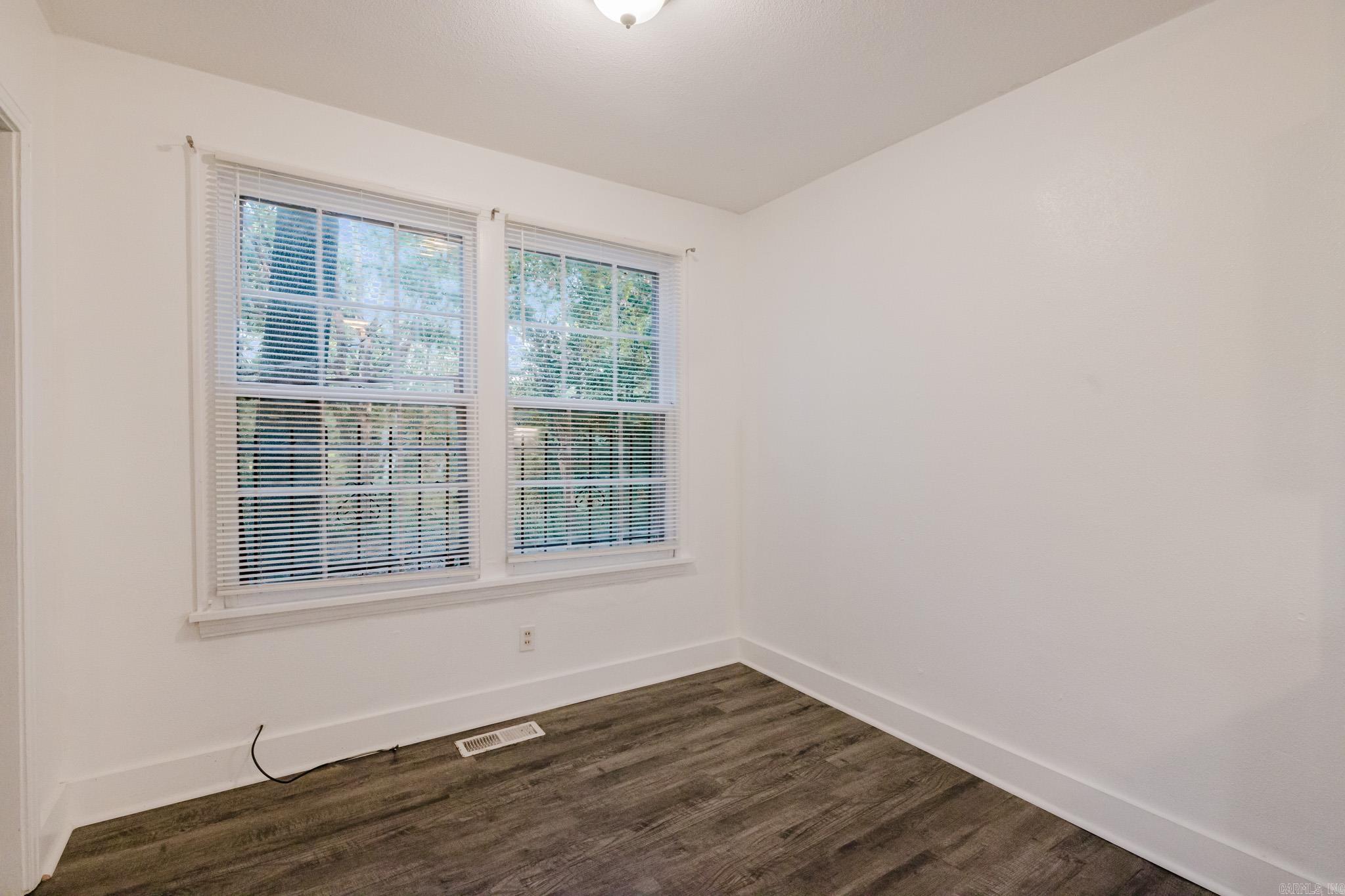 OAKHURST - Residential